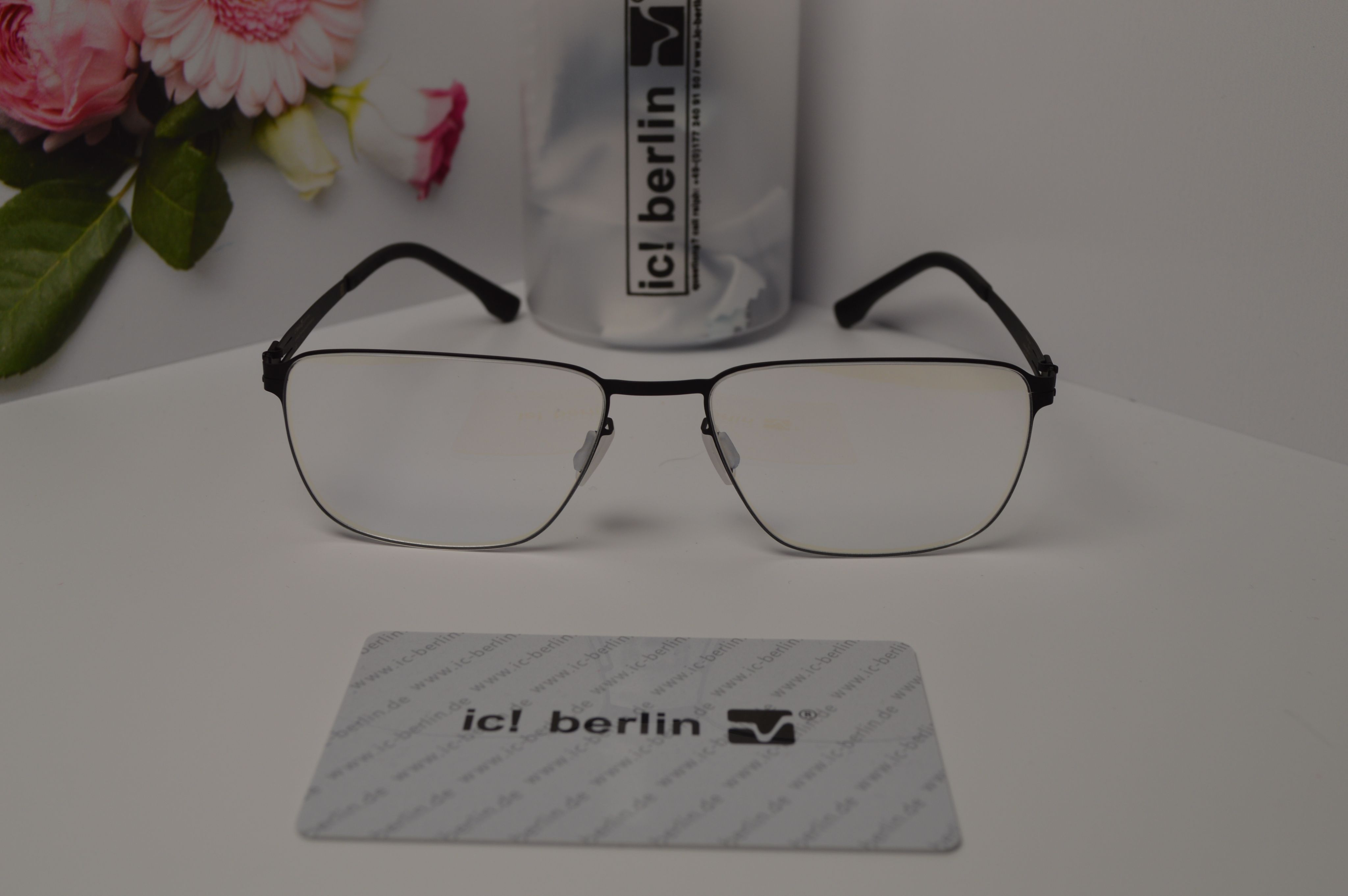 Оправа классическая Ic! Berlin Khamseen Black, титан, цвет черный-матовый. Стильная модель