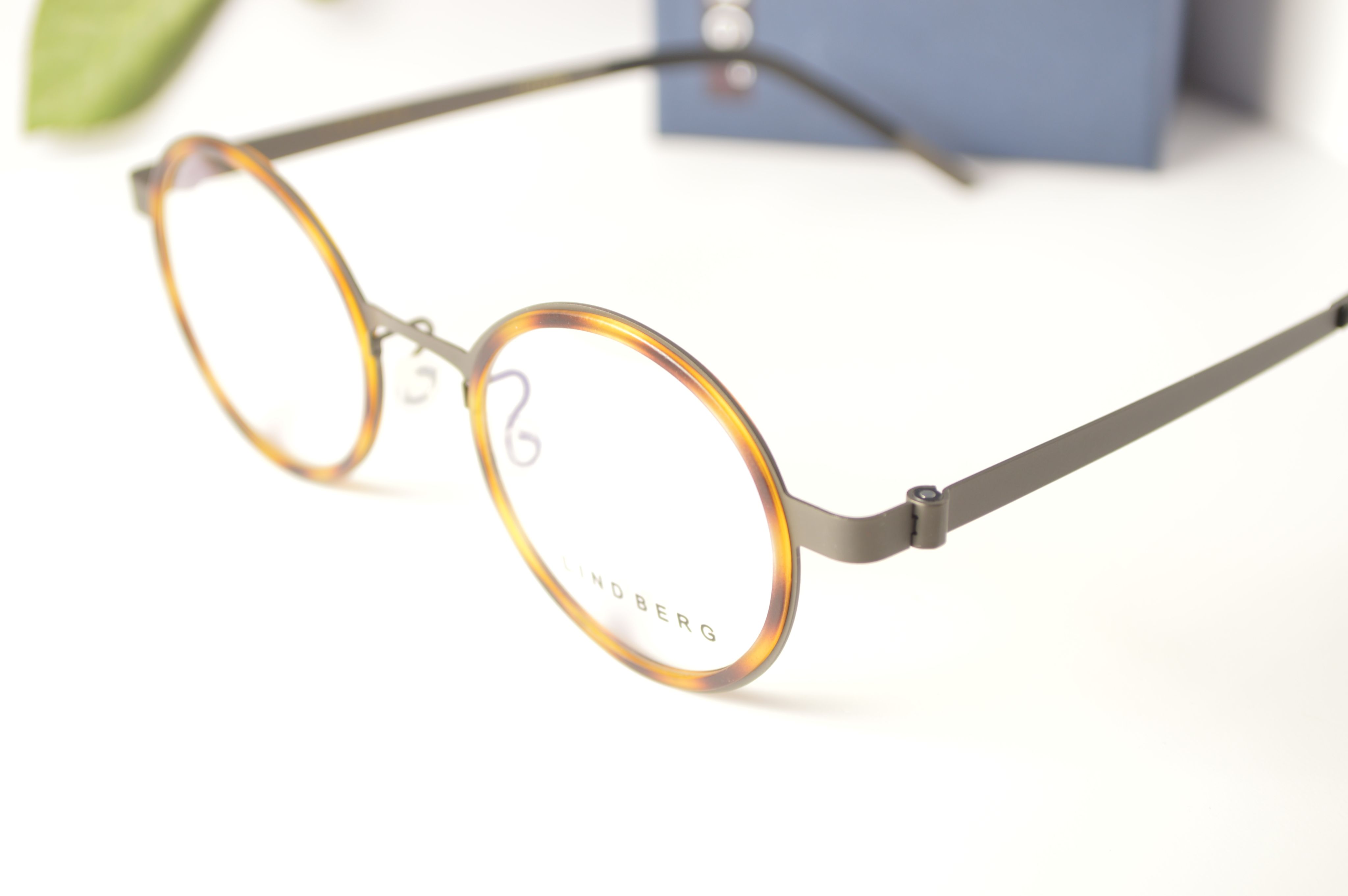 Оправа унисекс, титан, круглая, Lindberg 9707, серый графитовый с коричневым.