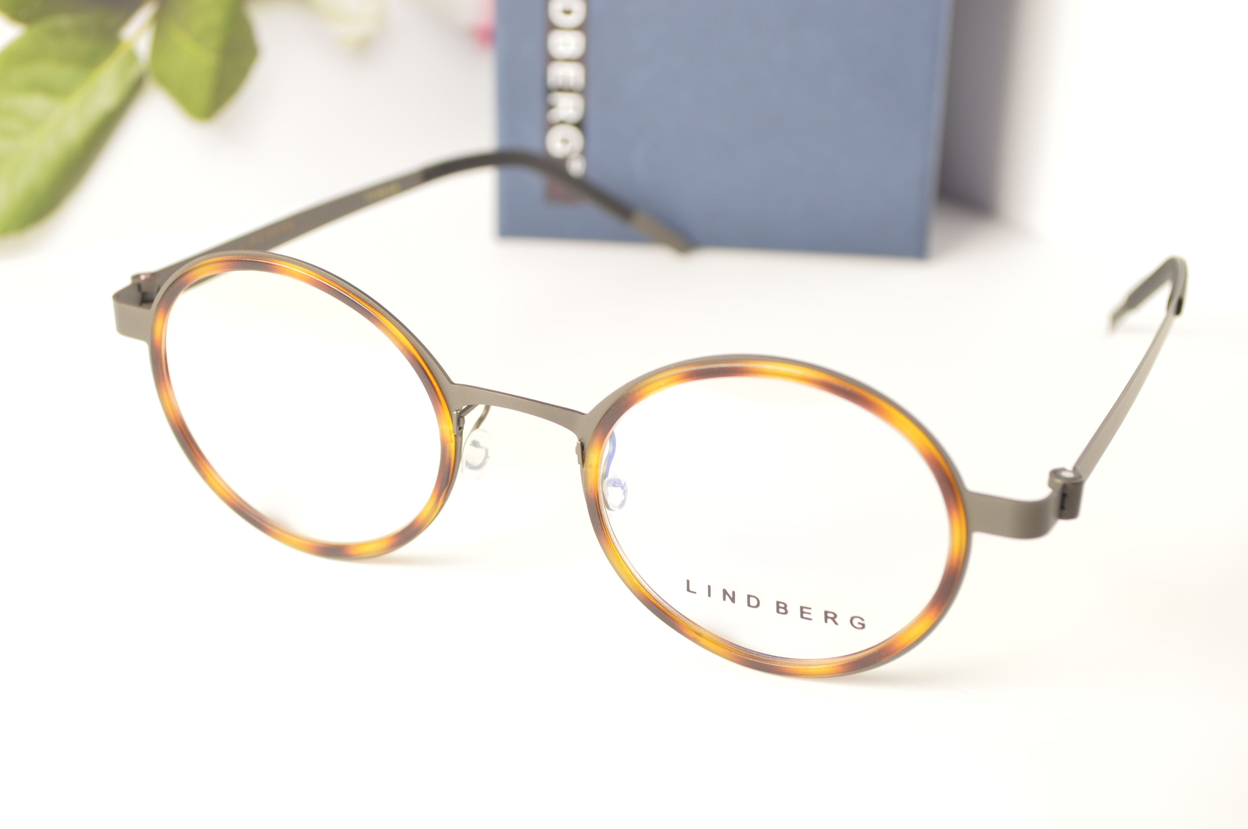 Оправа унисекс, титан, круглая, Lindberg 9707, серый графитовый с коричневым.