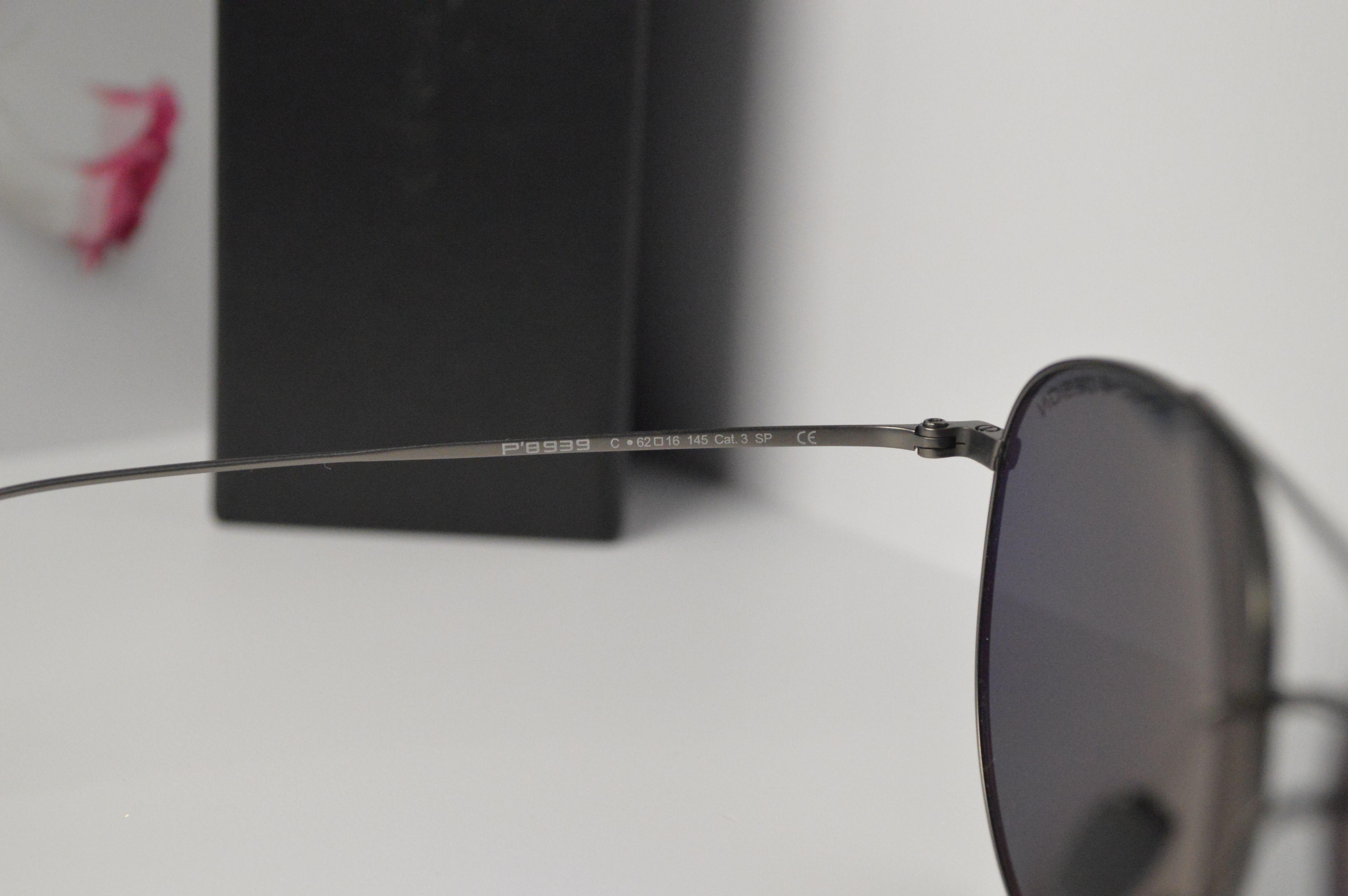 Солнцезащитные очки, авиатор, титан, Porsche Design P8939. Серая линза, графитовая оправа. Стильный дизайн