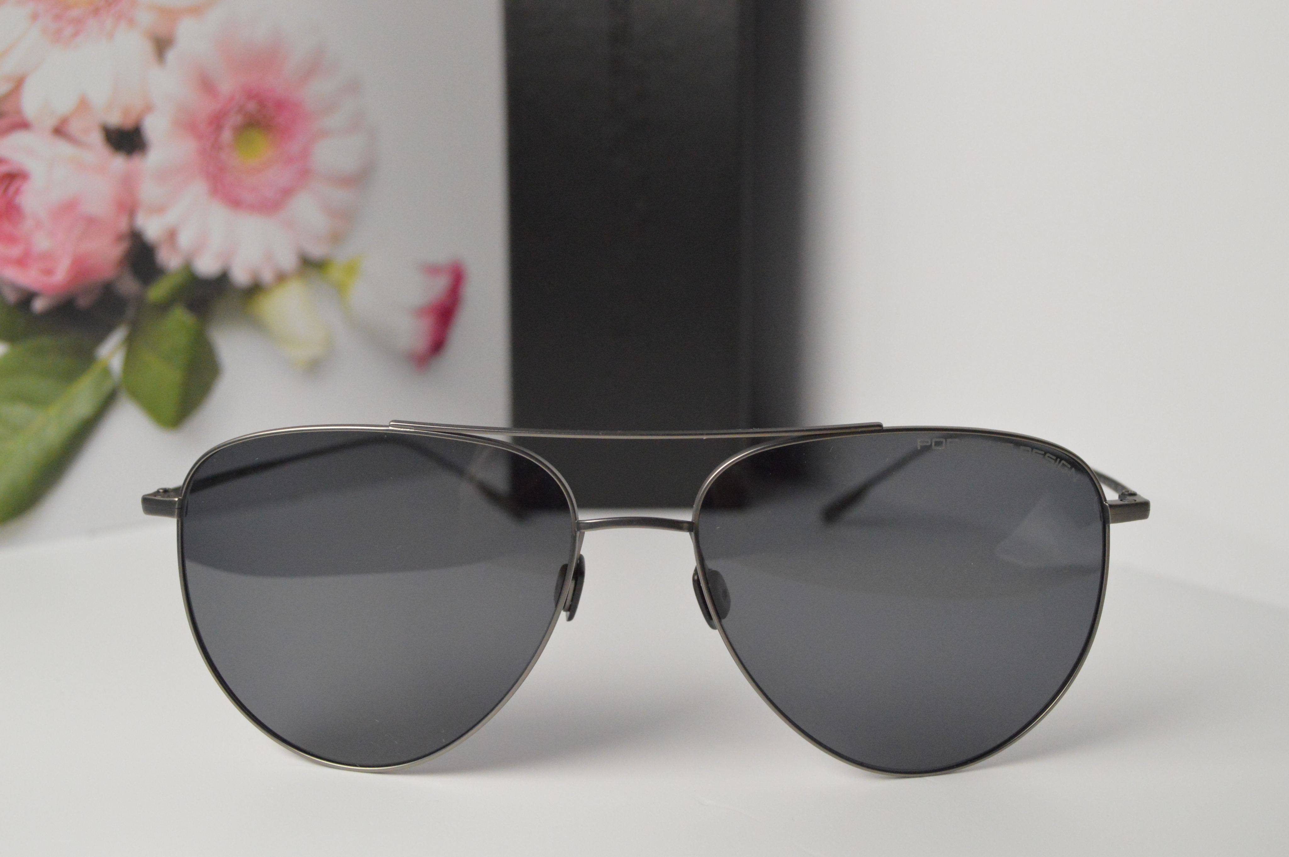 Солнцезащитные очки, авиатор, титан, Porsche Design P8939. Серая линза, графитовая оправа. Стильный дизайн