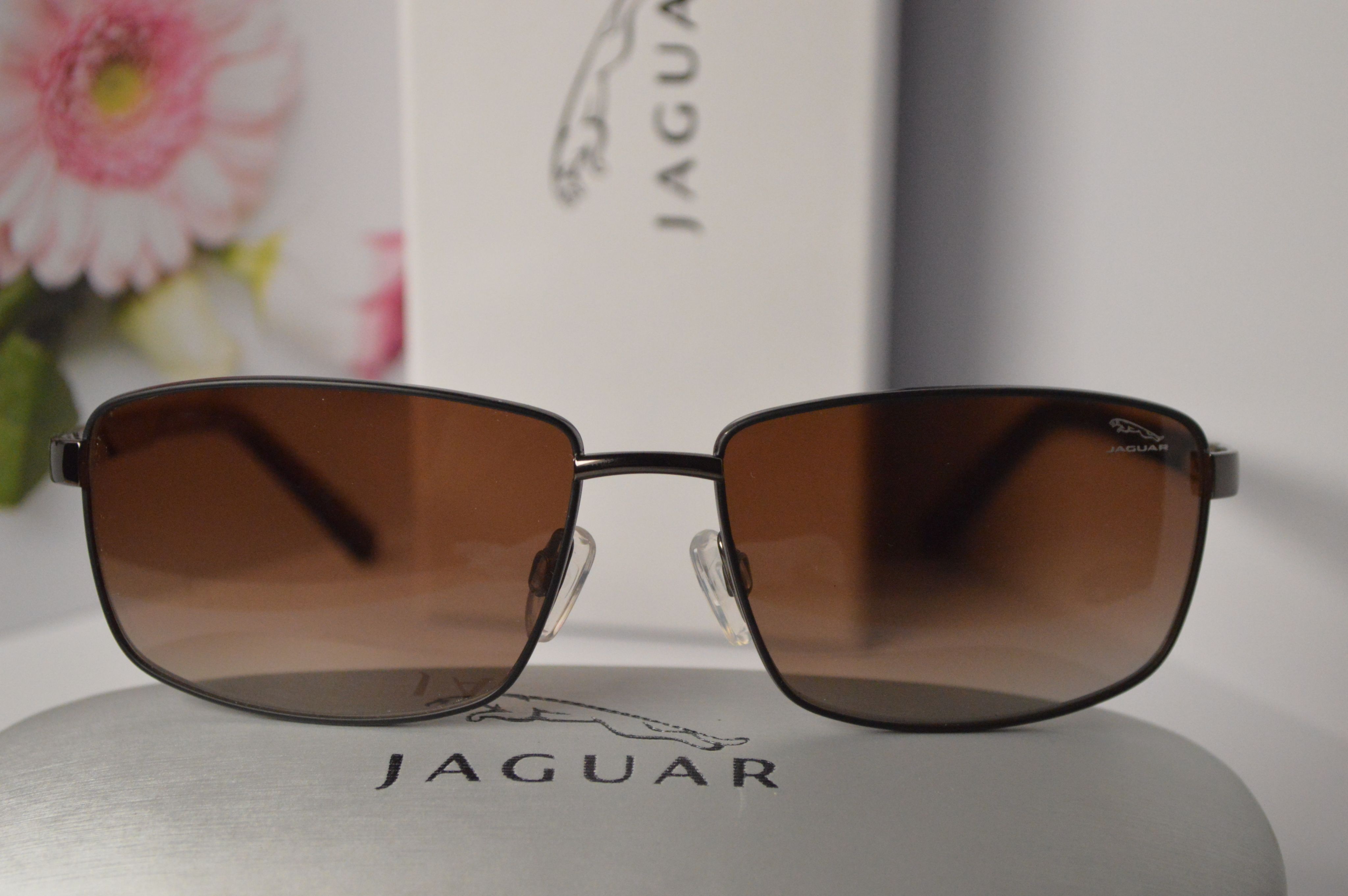 Солнцезащитные очки JAGUAR 33597-1167. Стильная модель. Линза коричневая градиентная с поляризацией