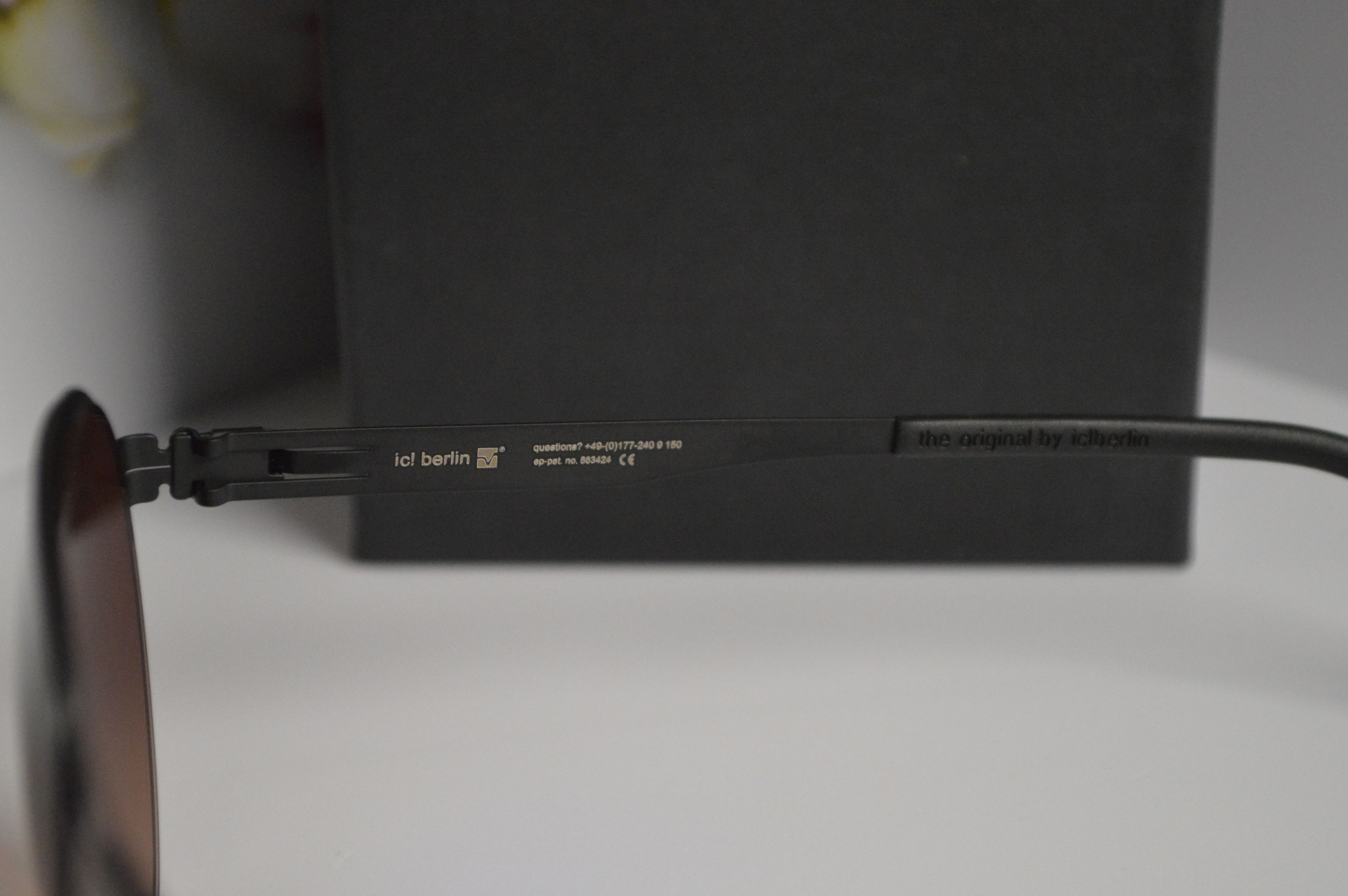 Очки солнцезащитные, титановые, авиатор, Ic! Berlin Model MB 02 black, стильные и легкие.