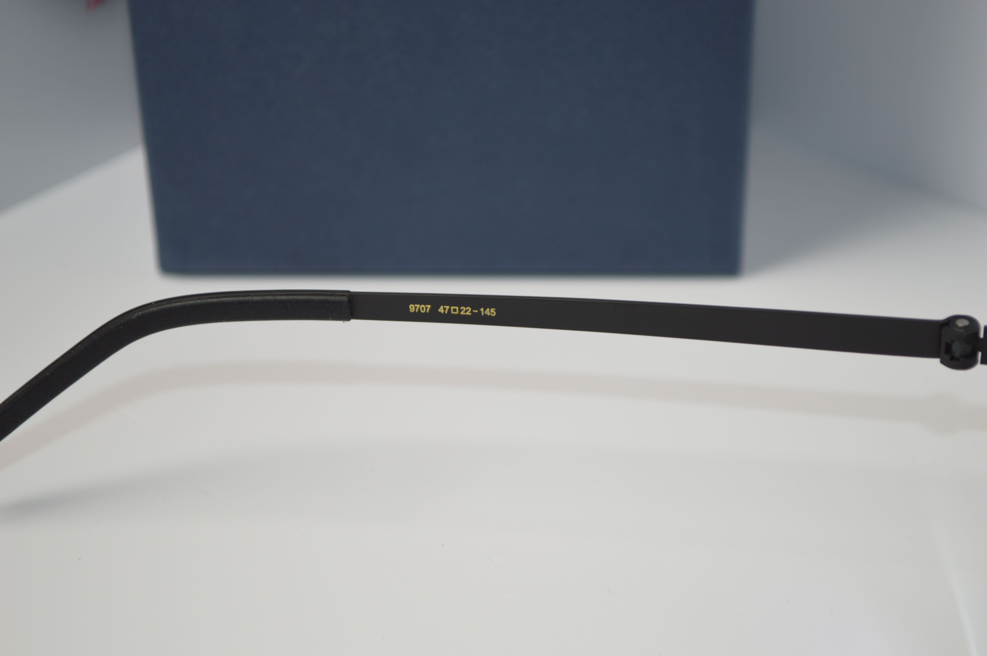 Оправа унисекс, титан, круглая, Lindberg 9707, черная матовая. Стиль для каждого