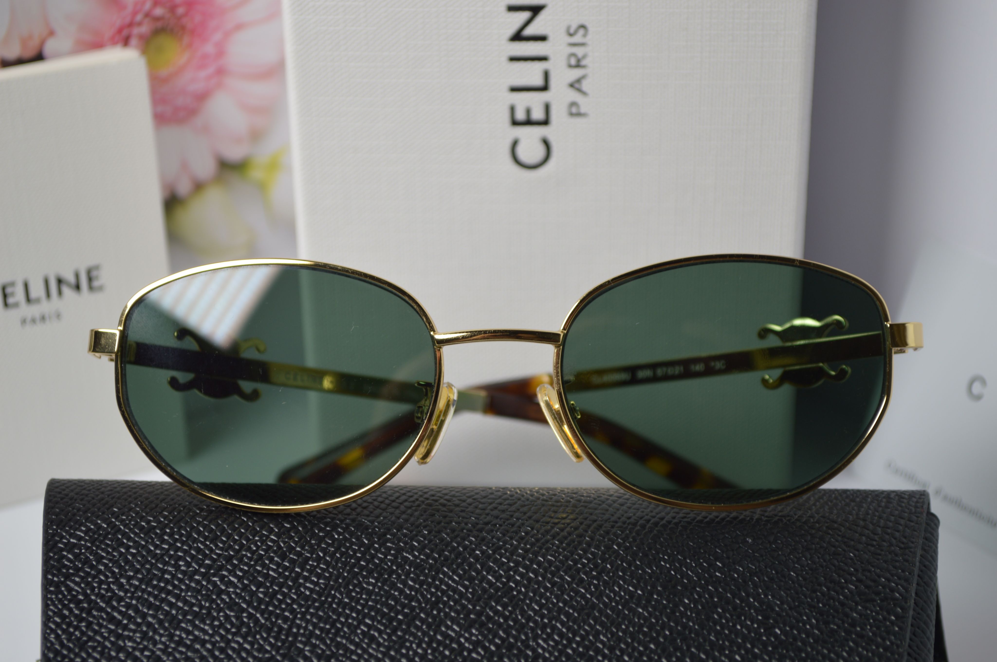 Солнцезащитные очки, женские Celine 40069U. Стиль и мода вне времени!