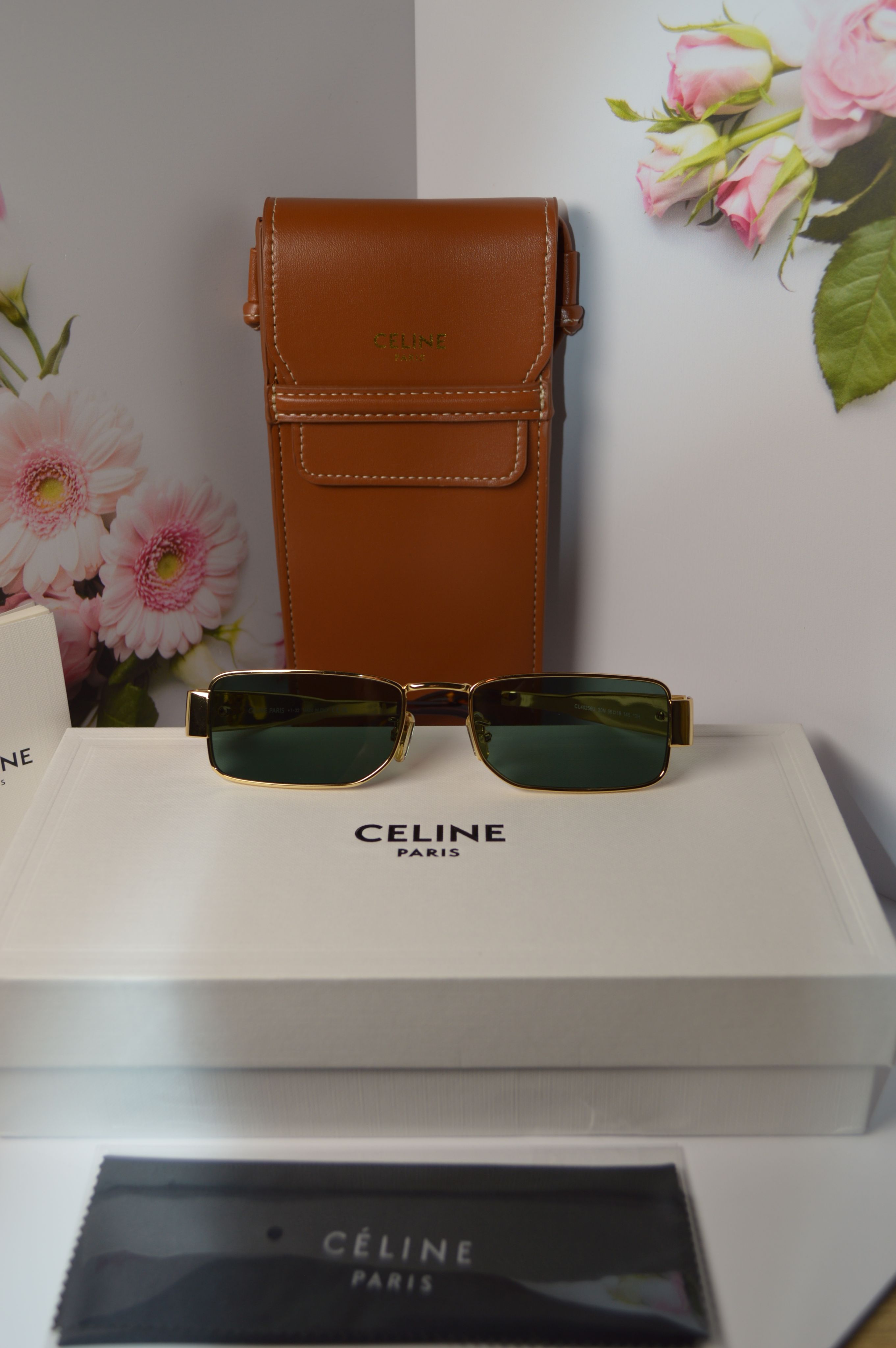 Солнцезащитные очки, унисекс, прямоугольная Celine 40256U. Стильная модель для него и для нее!