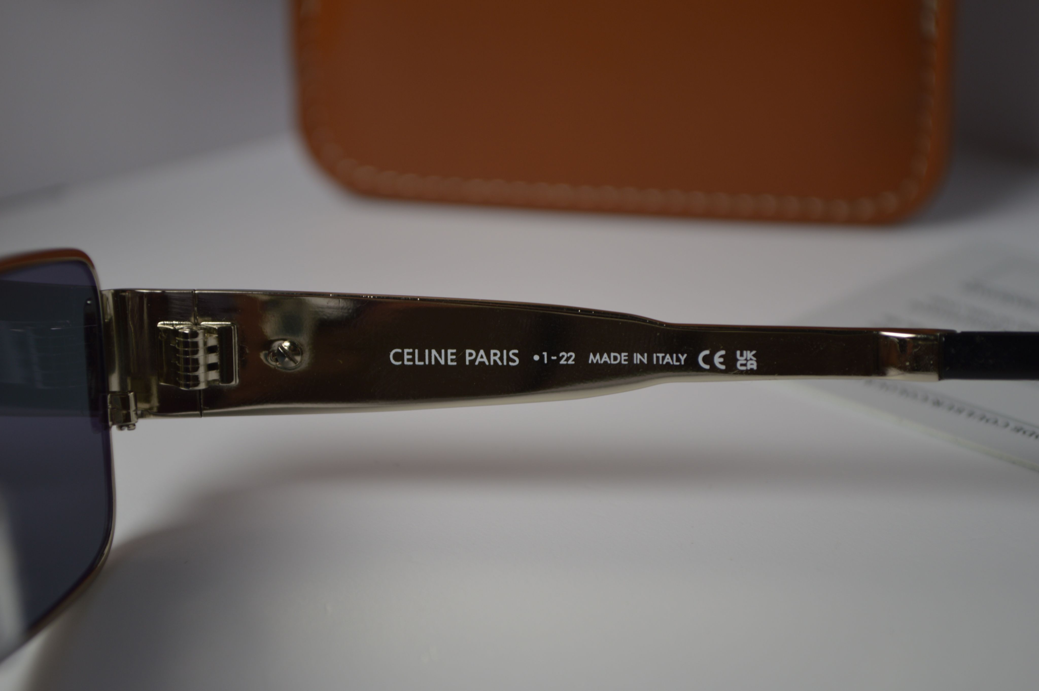 Солнцезащитные очки, унисекс, прямоугольная Celine 40256U. Стильная модель для него и для нее!