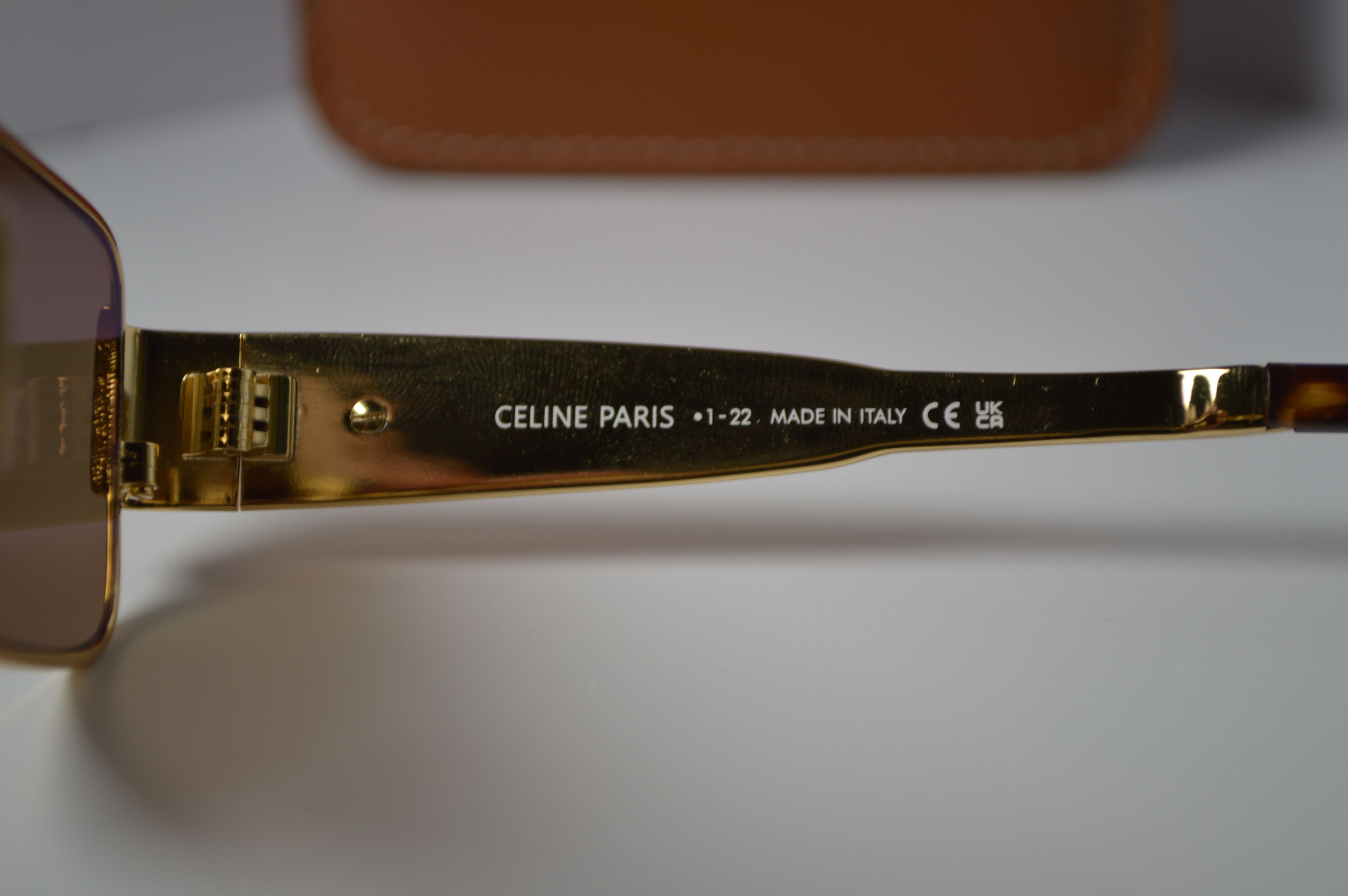 Солнцезащитные очки, унисекс, прямоугольная Celine 40256U. Стильная модель для него и для нее!