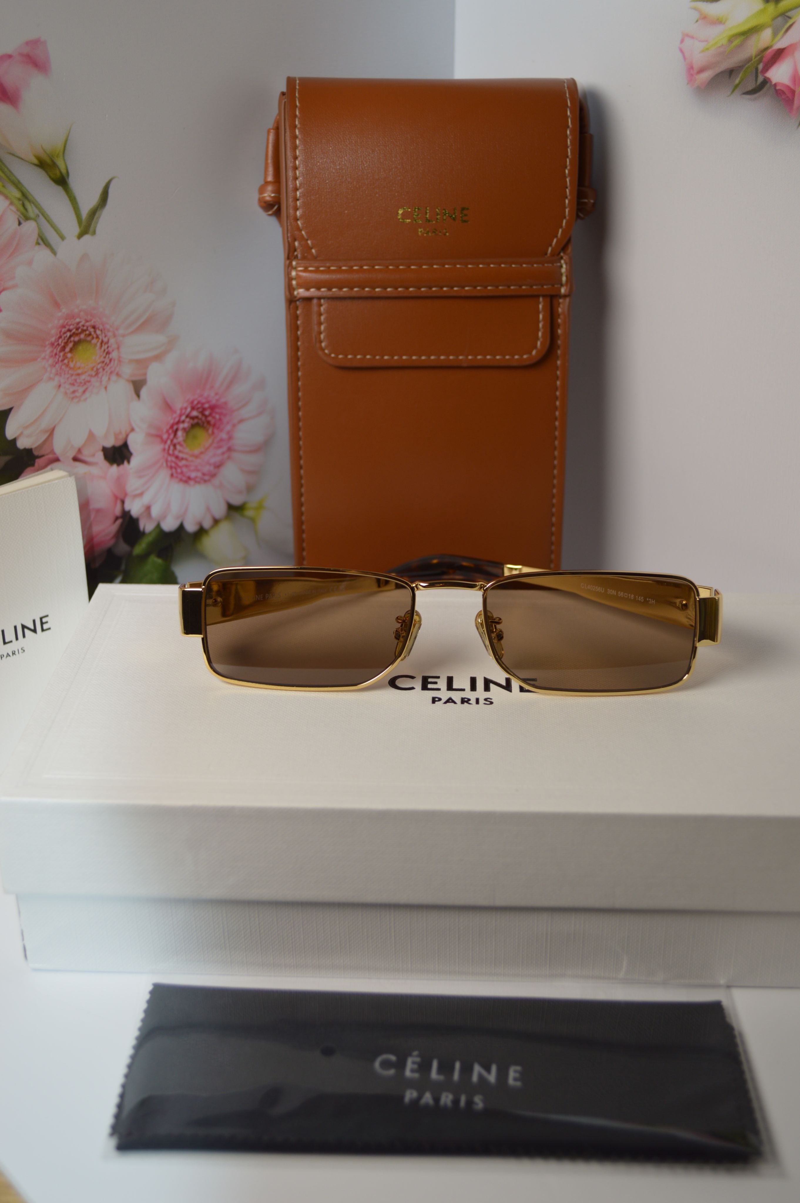 Солнцезащитные очки, унисекс, прямоугольная Celine 40256U. Стильная модель для него и для нее!