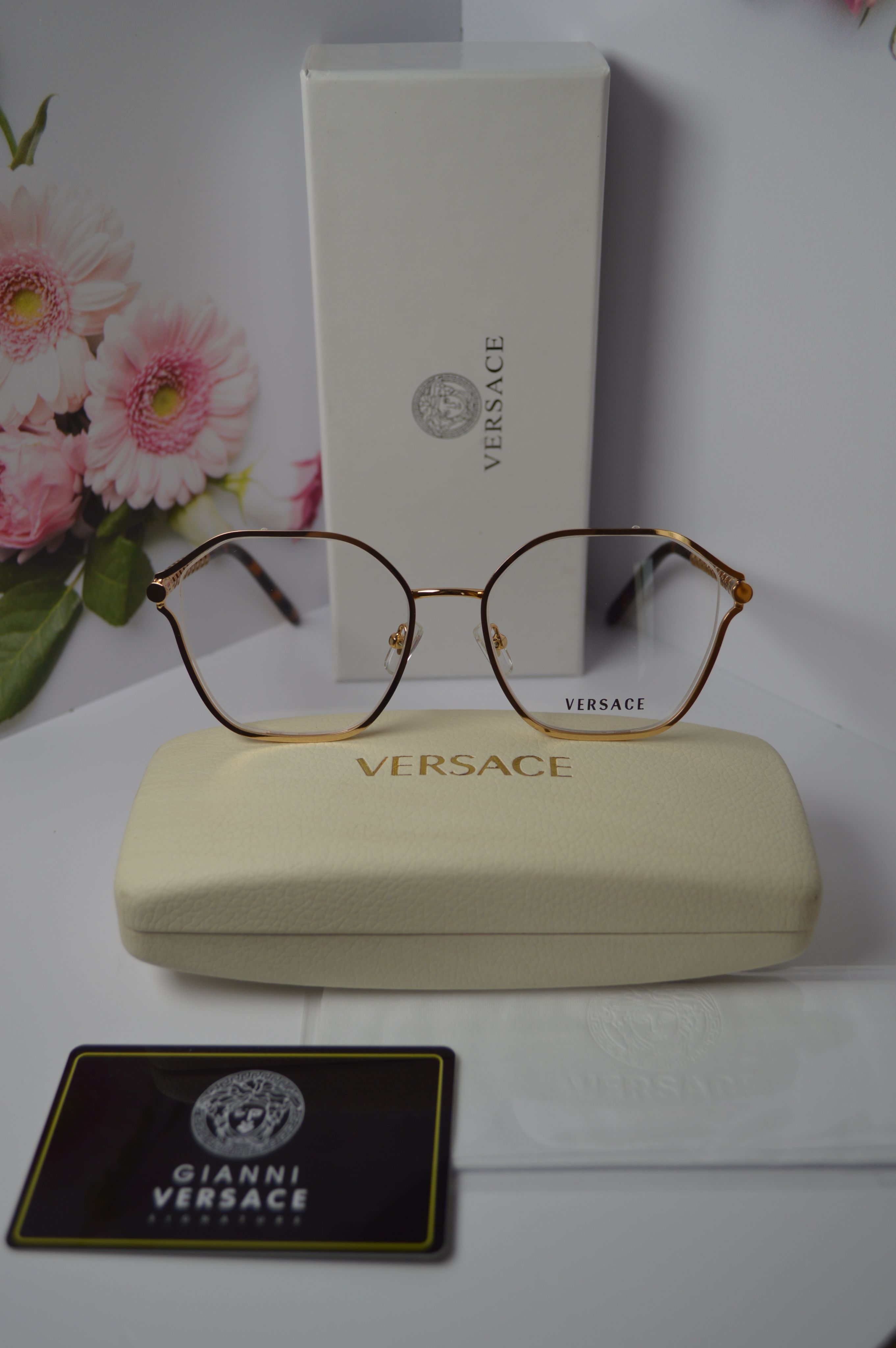 Оправа женская, уникальная и стильная от Versace VE1299D. Стиль для утонченных!