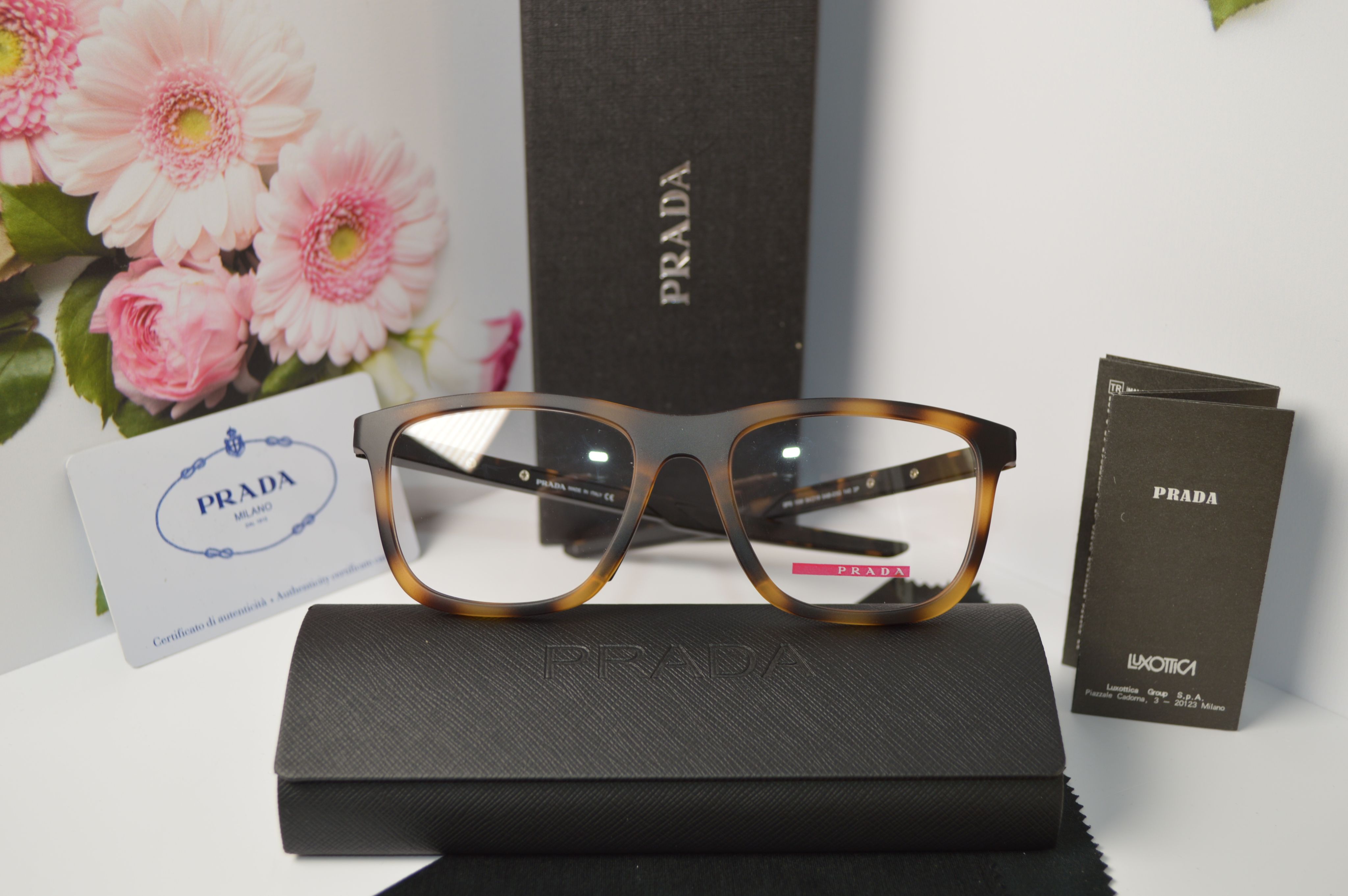 Оправа спортивная, мужская, классический стиль от Prada SPS 10 W. Стиль только для него!
