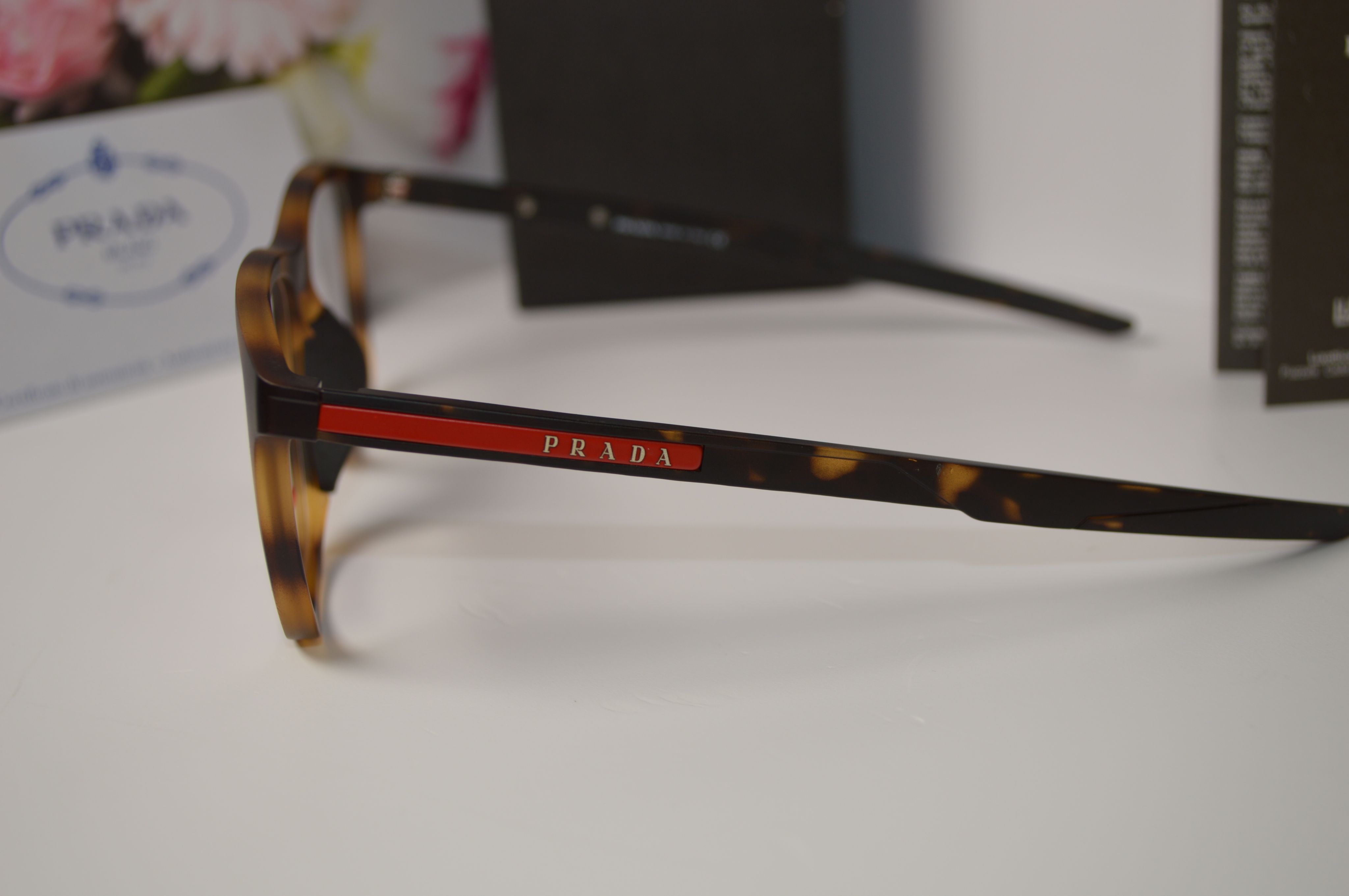 Оправа спортивная, мужская, классический стиль от Prada SPS 10 W. Стиль только для него!