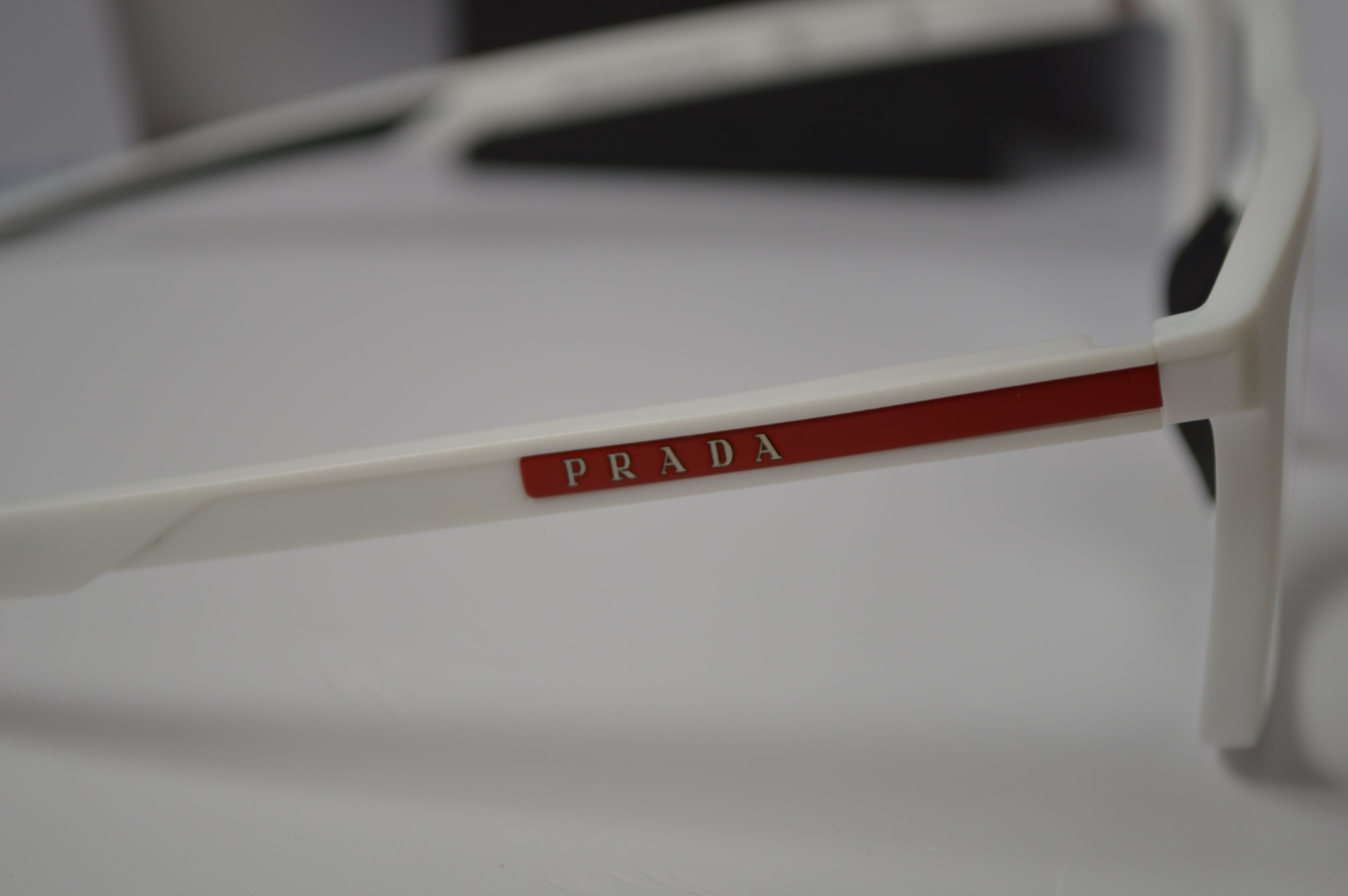 Оправа спортивная, мужская, классический стиль от Prada SPS 10 W. Стиль только для него!