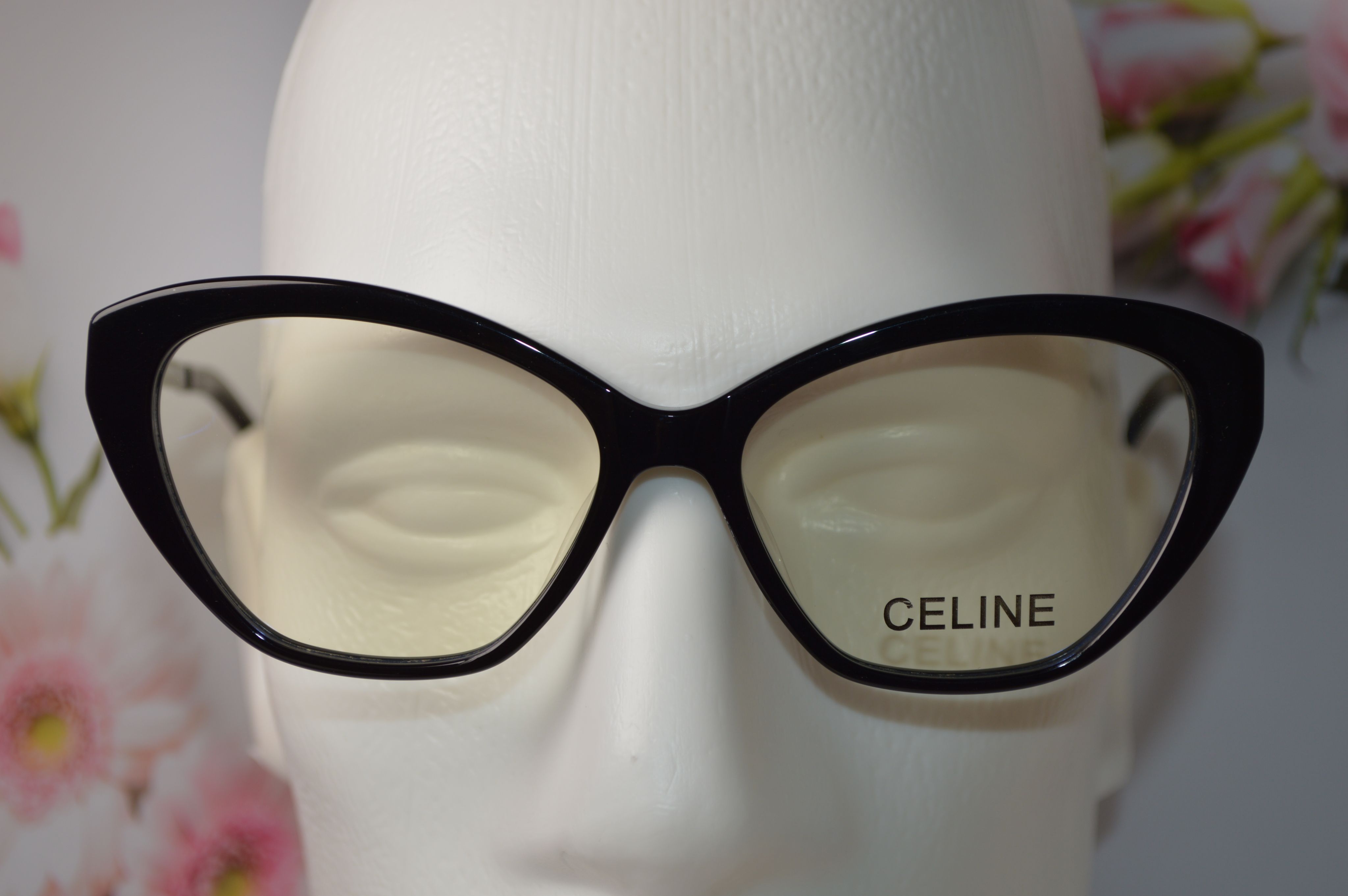Женская оправа от Celine. Модель CL40241U. Стиль только для нее!
