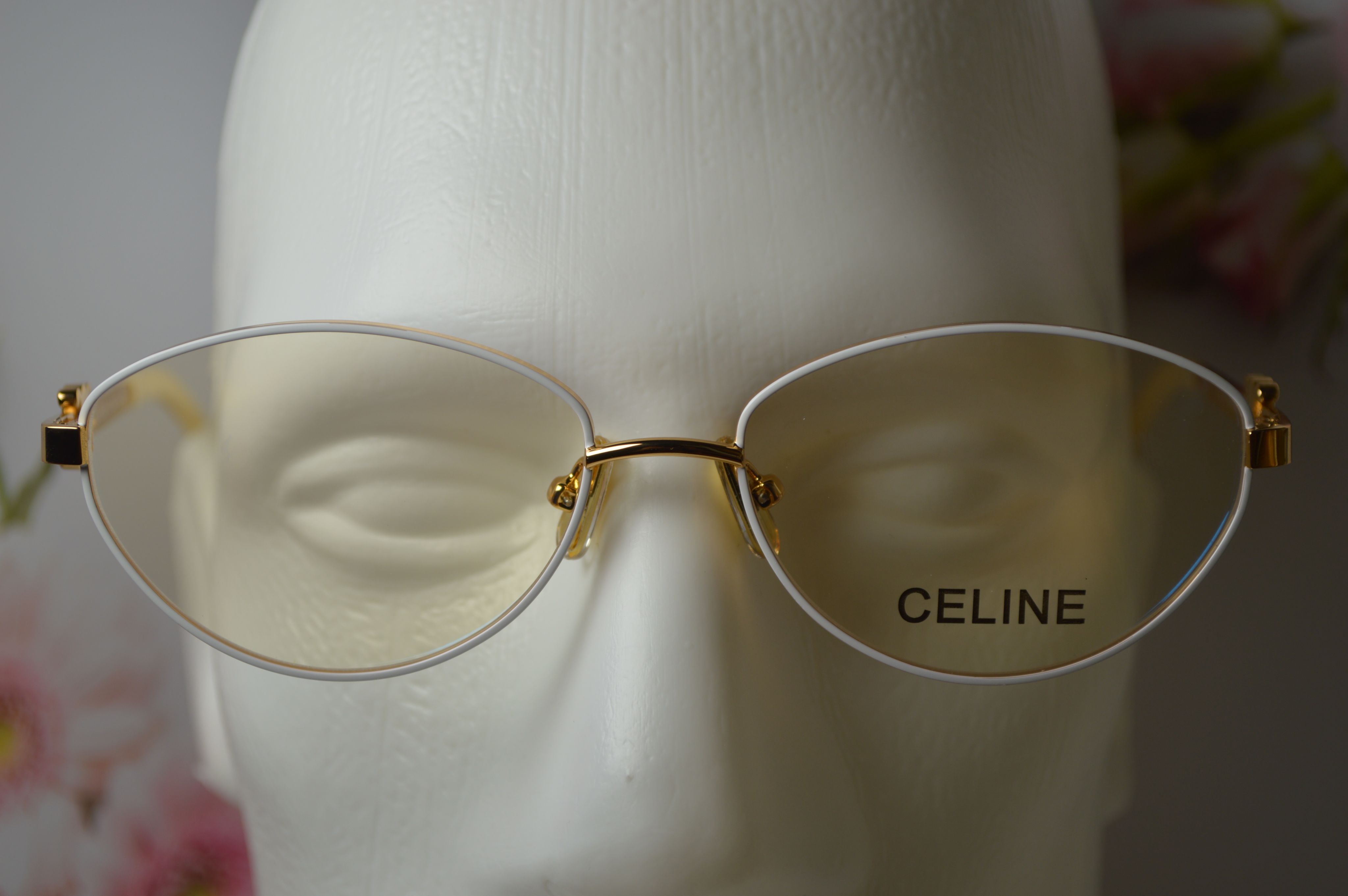 Женская оправа от Celine. Модель CL40246U. Стиль только для нее!
