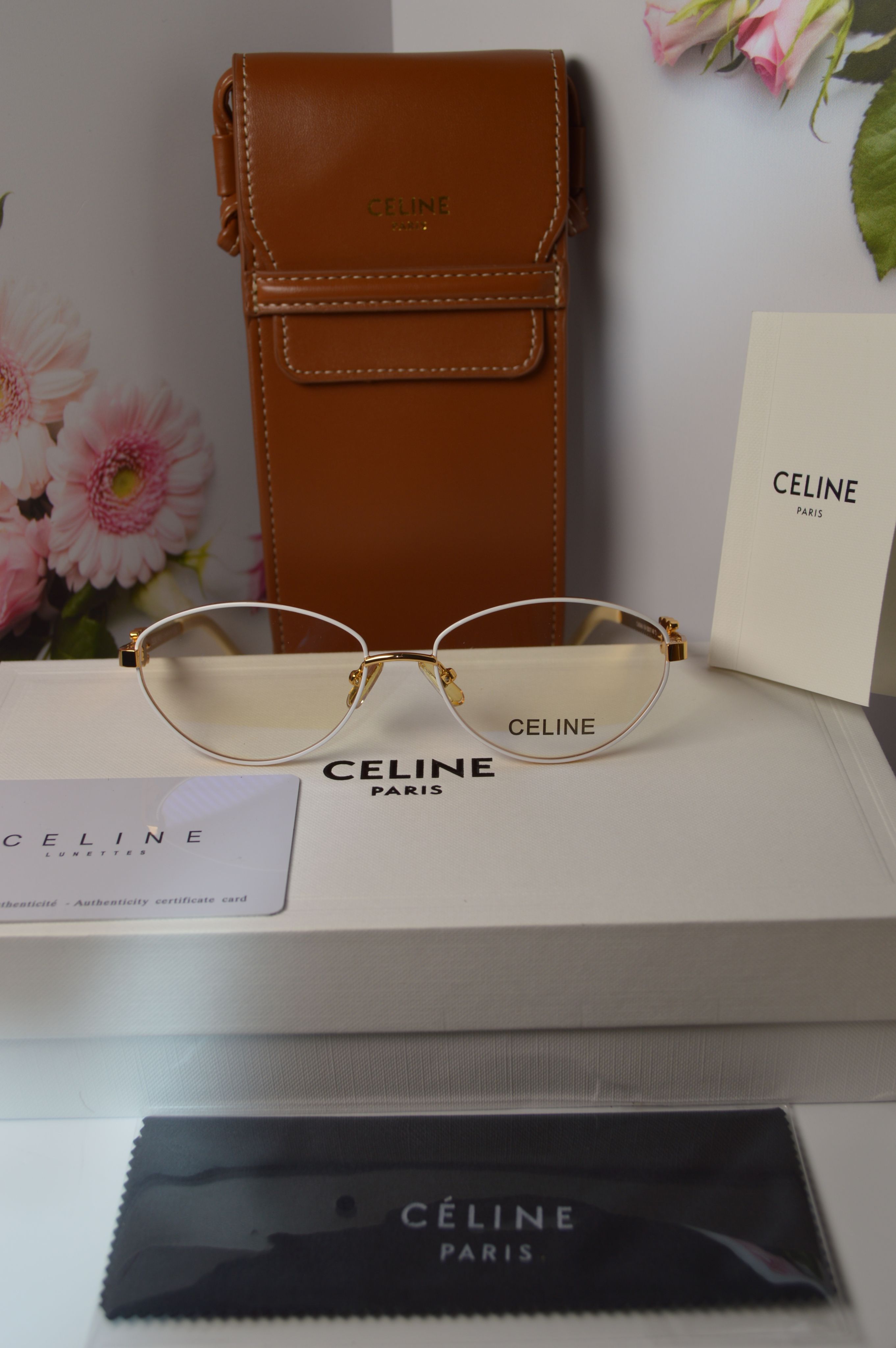 Женская оправа от Celine. Модель CL40246U. Стиль только для нее!