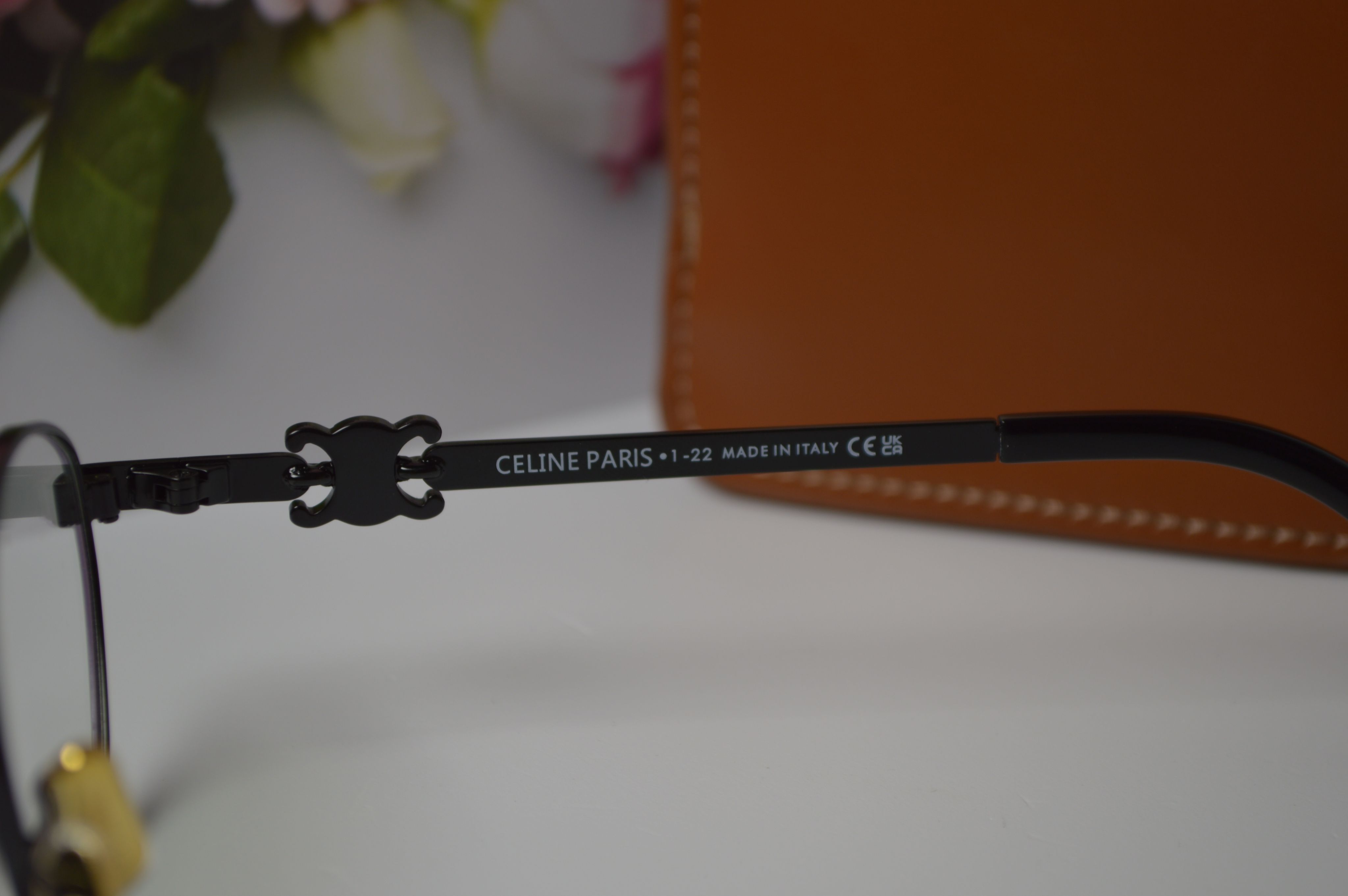 Женская оправа от Celine. Модель CL40246U. Стиль только для нее!