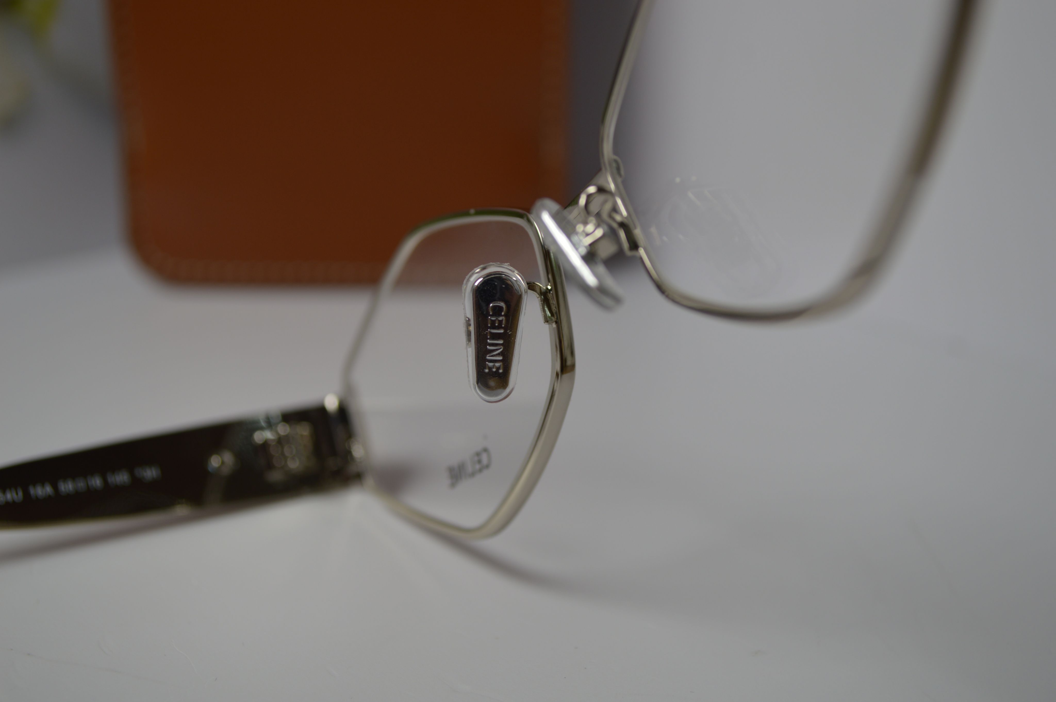 Женская оправа от Celine. Модель CL40254U. Стиль ромбики, только для нее!