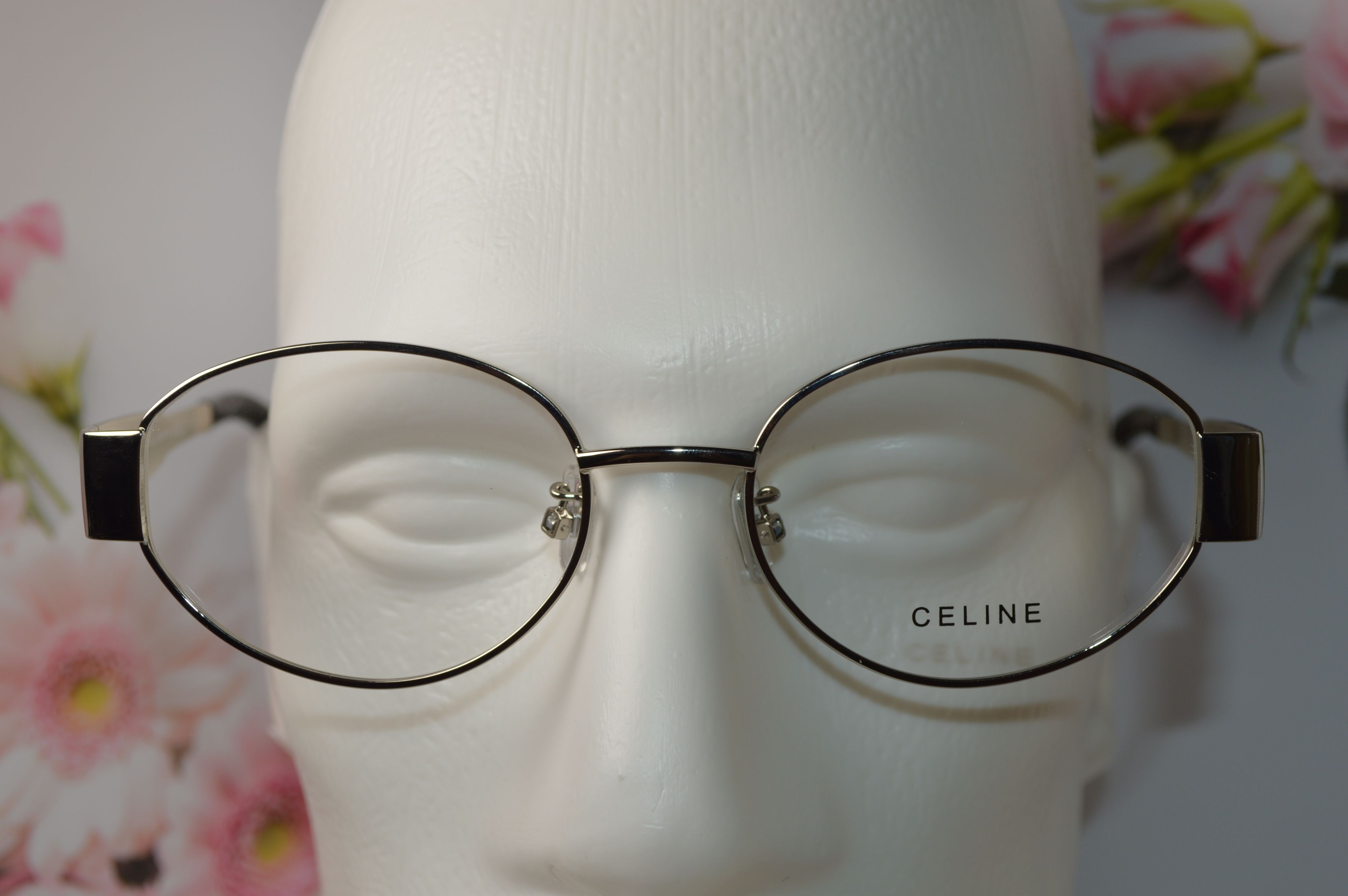 Женская оправа от Celine. Модель CL40235U. Стиль овалы, только для нее!