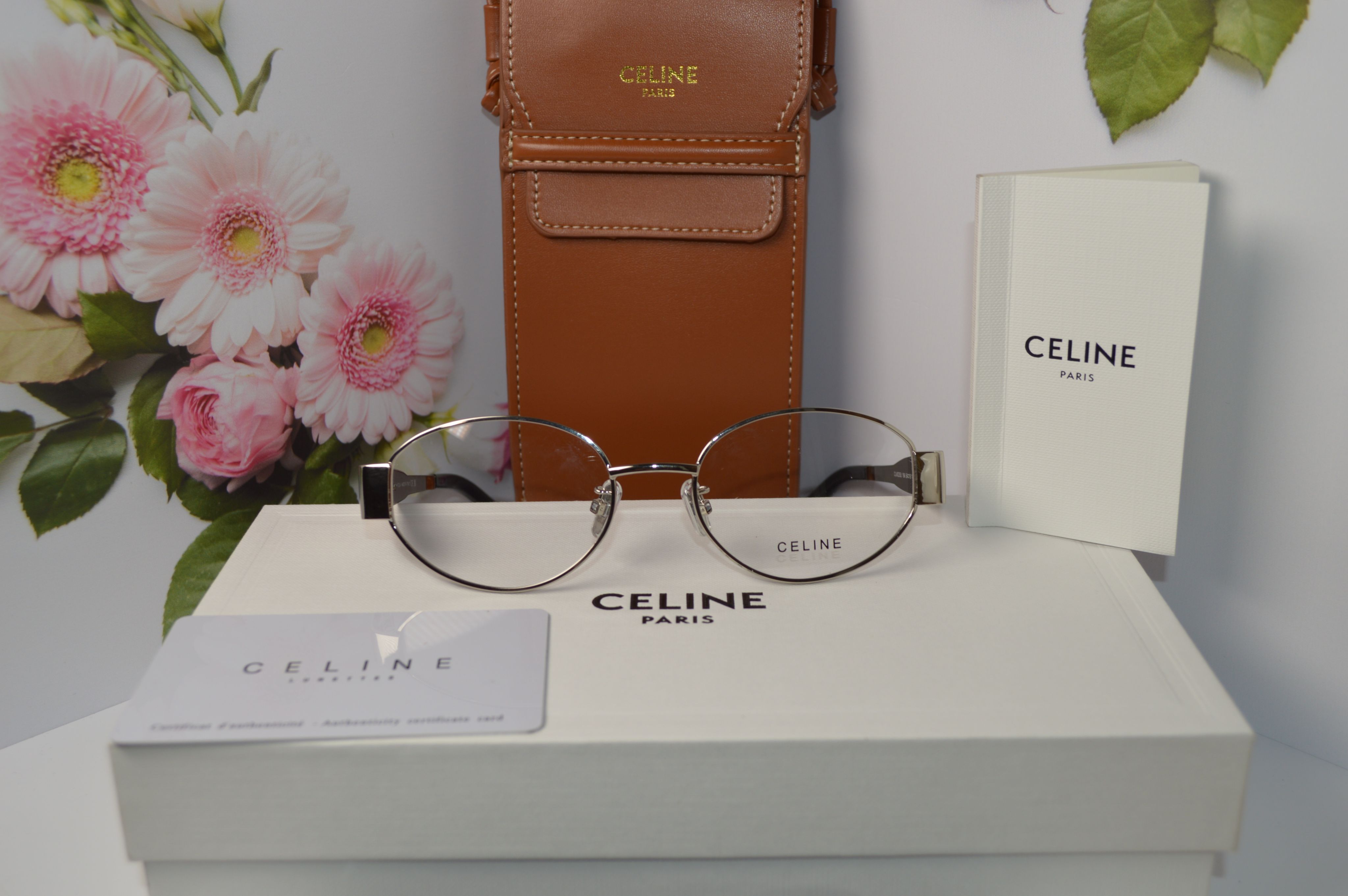 Женская оправа от Celine. Модель CL40235U. Стиль овалы, только для нее!