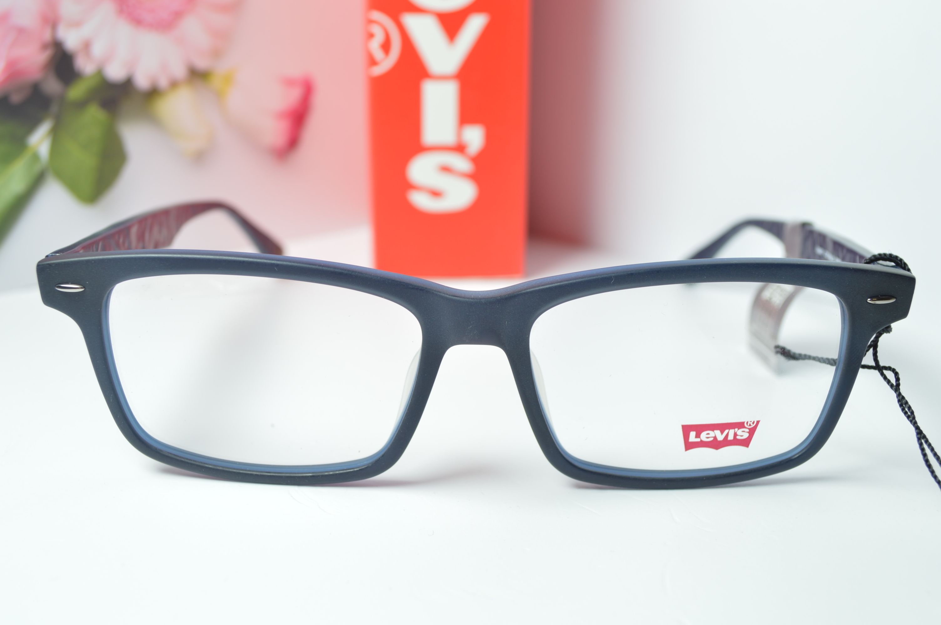 Оправа стильная, унисекс, Levi's модель LS 06491. Оправа для него и для нее.
