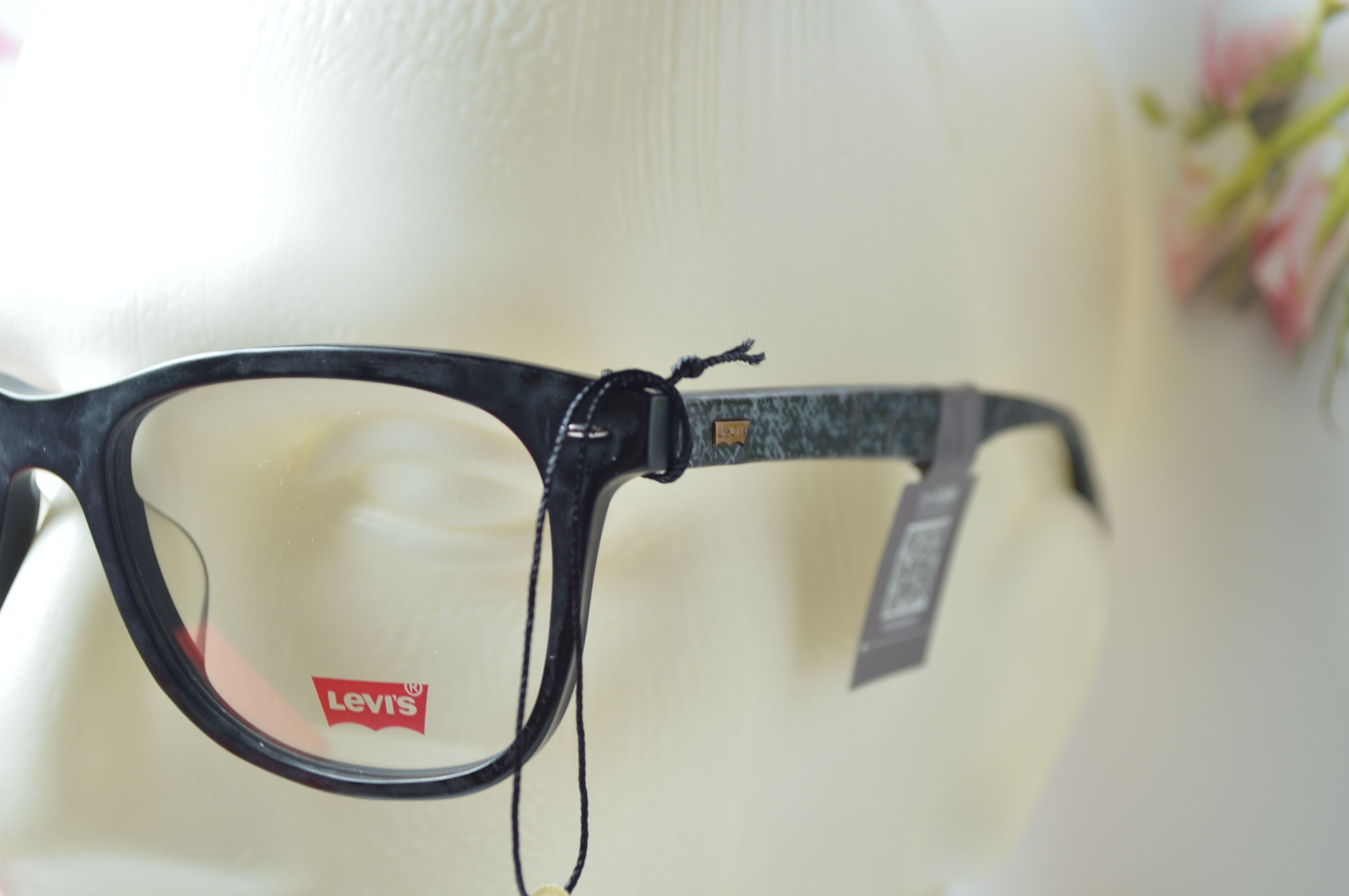 Оправа стильная, унисекс, Levi's модель LS 06490. Оправа для него и для нее.
