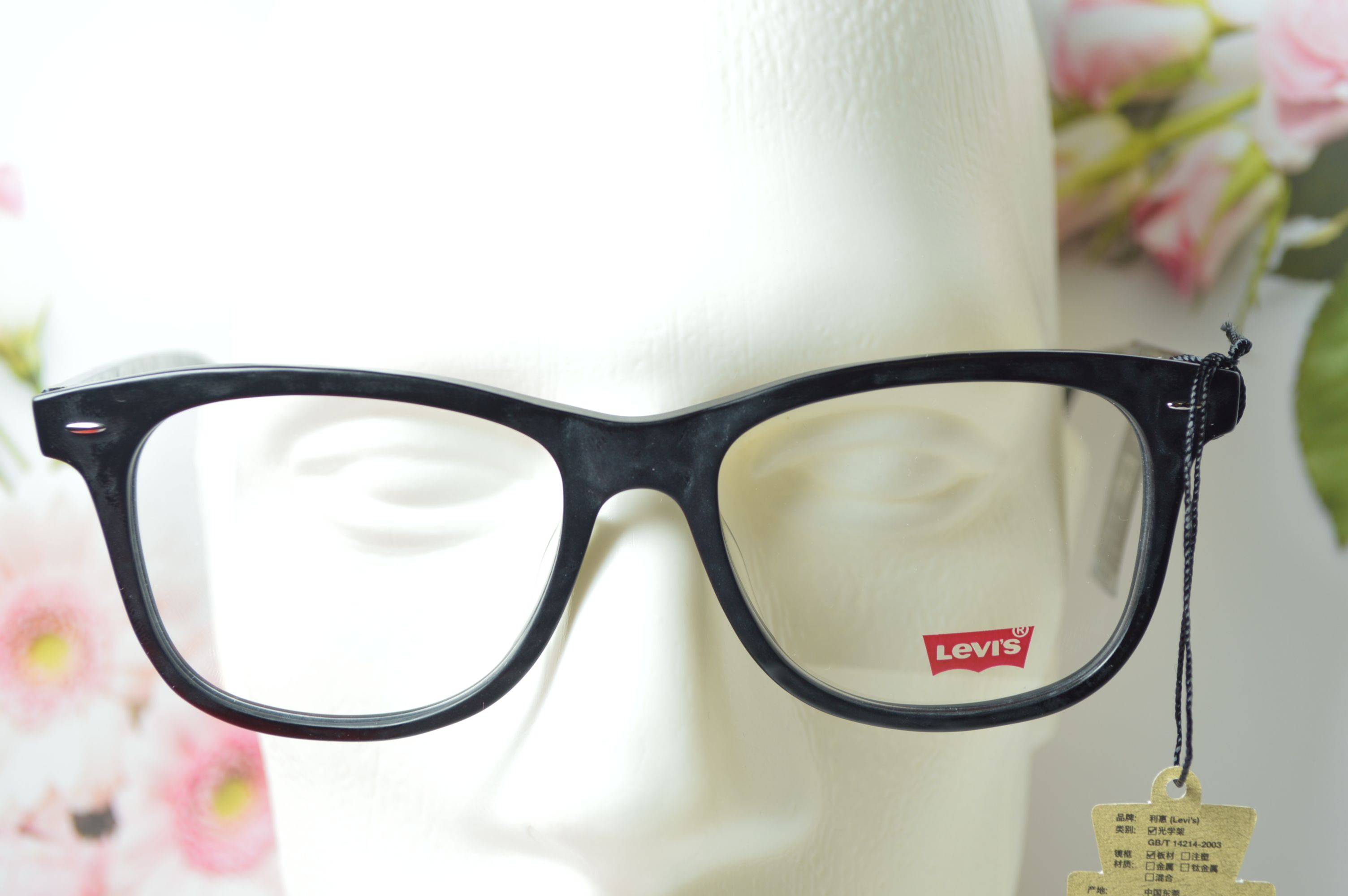 Оправа стильная, унисекс, Levi's модель LS 06490. Оправа для него и для нее.
