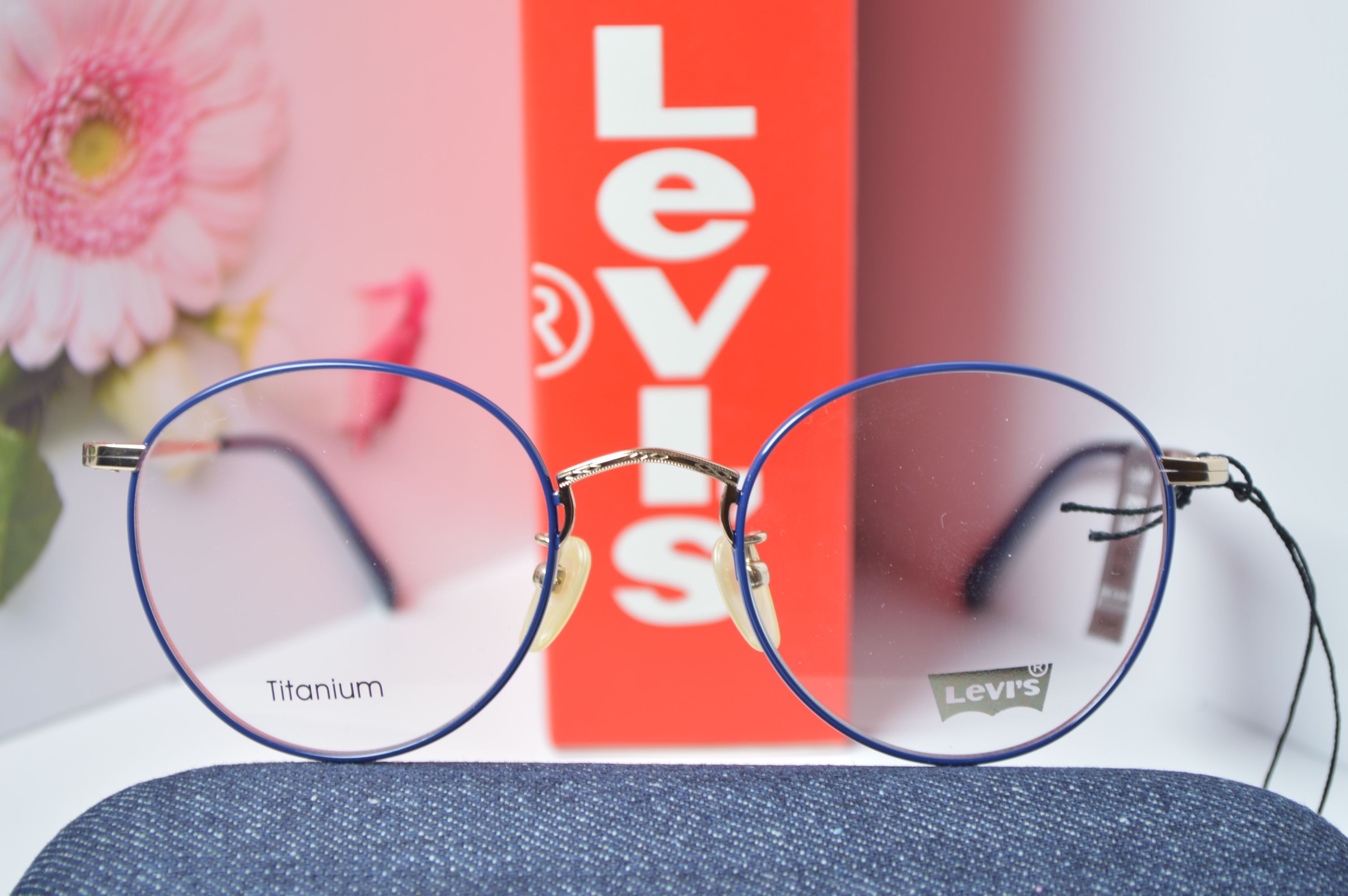 Оправа стильная, унисекс, Levi's модель LS97037. Оправа круглая с синей окантовкой, для него и для нее.