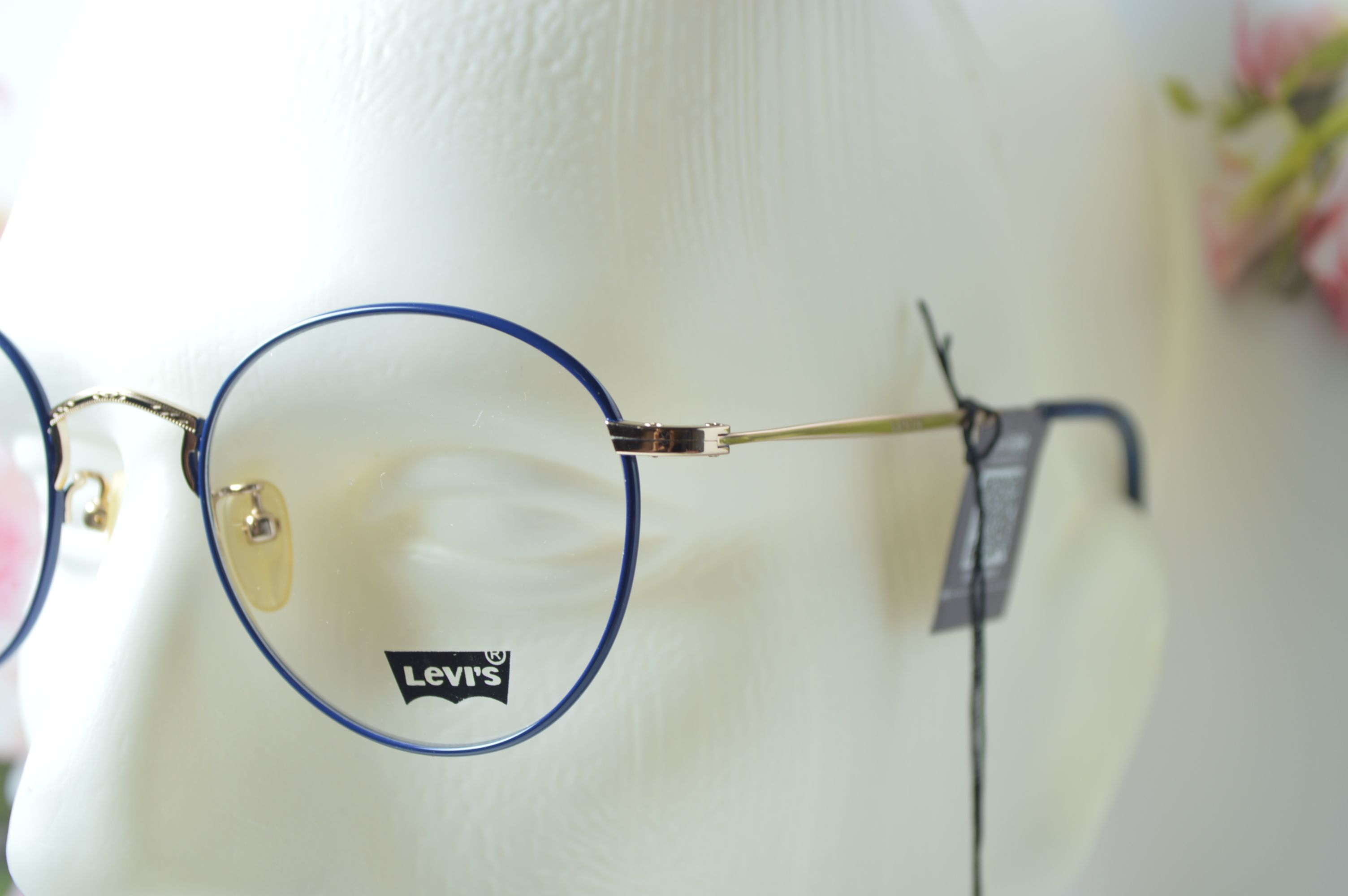 Оправа стильная, унисекс, Levi's модель LS97037. Оправа круглая с синей окантовкой, для него и для нее.