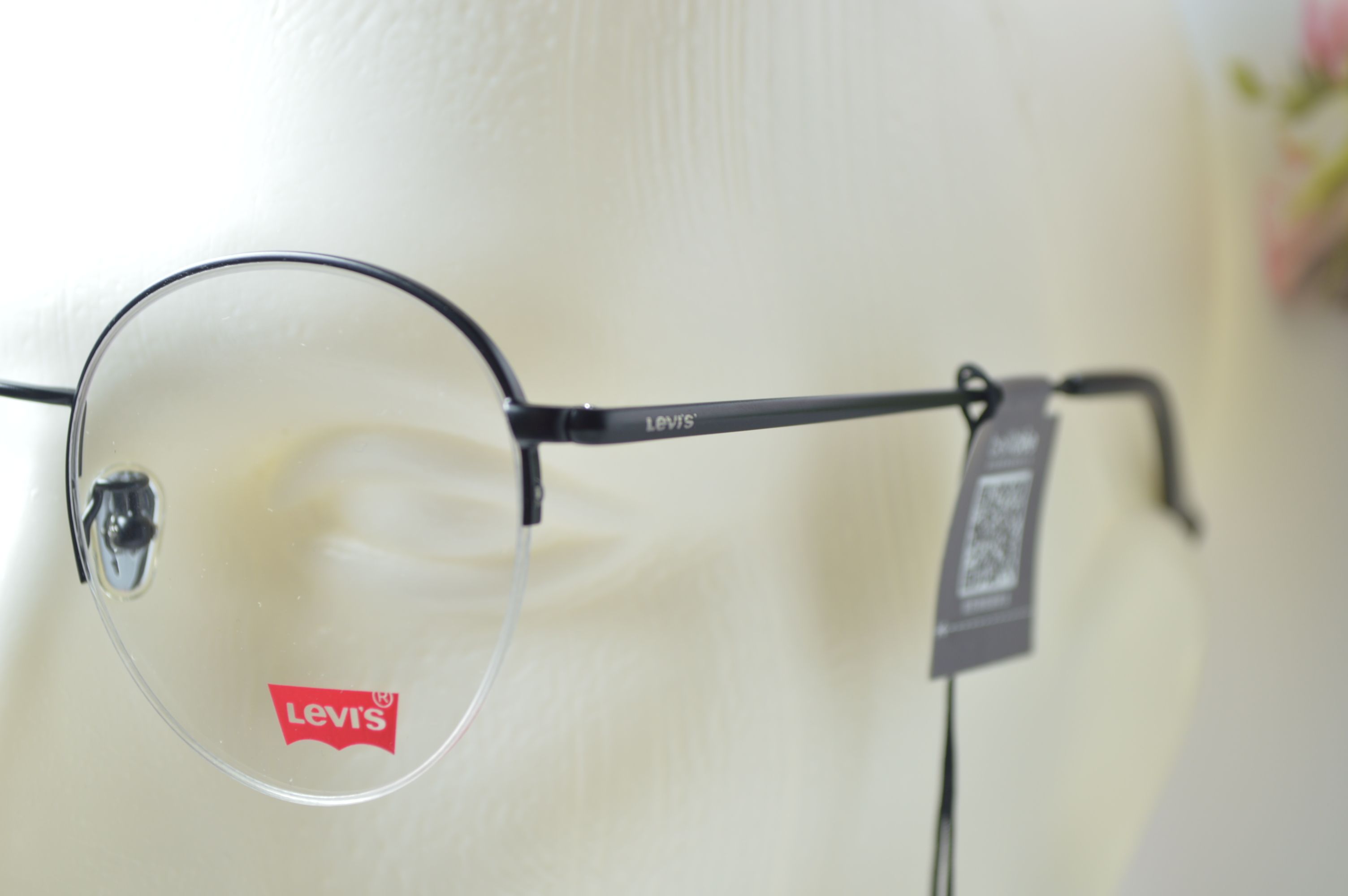 Оправа стильная, круглая, унисекс, Levi's модель LS 05271. Оправа полуободковая для него и для нее.
