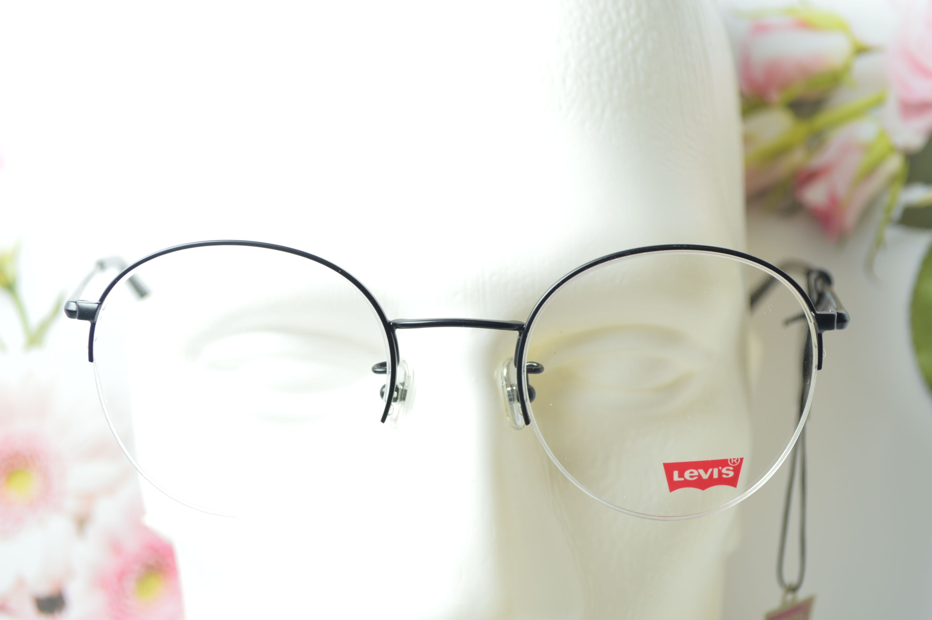 Оправа стильная, круглая, унисекс, Levi's модель LS 05271. Оправа полуободковая для него и для нее.