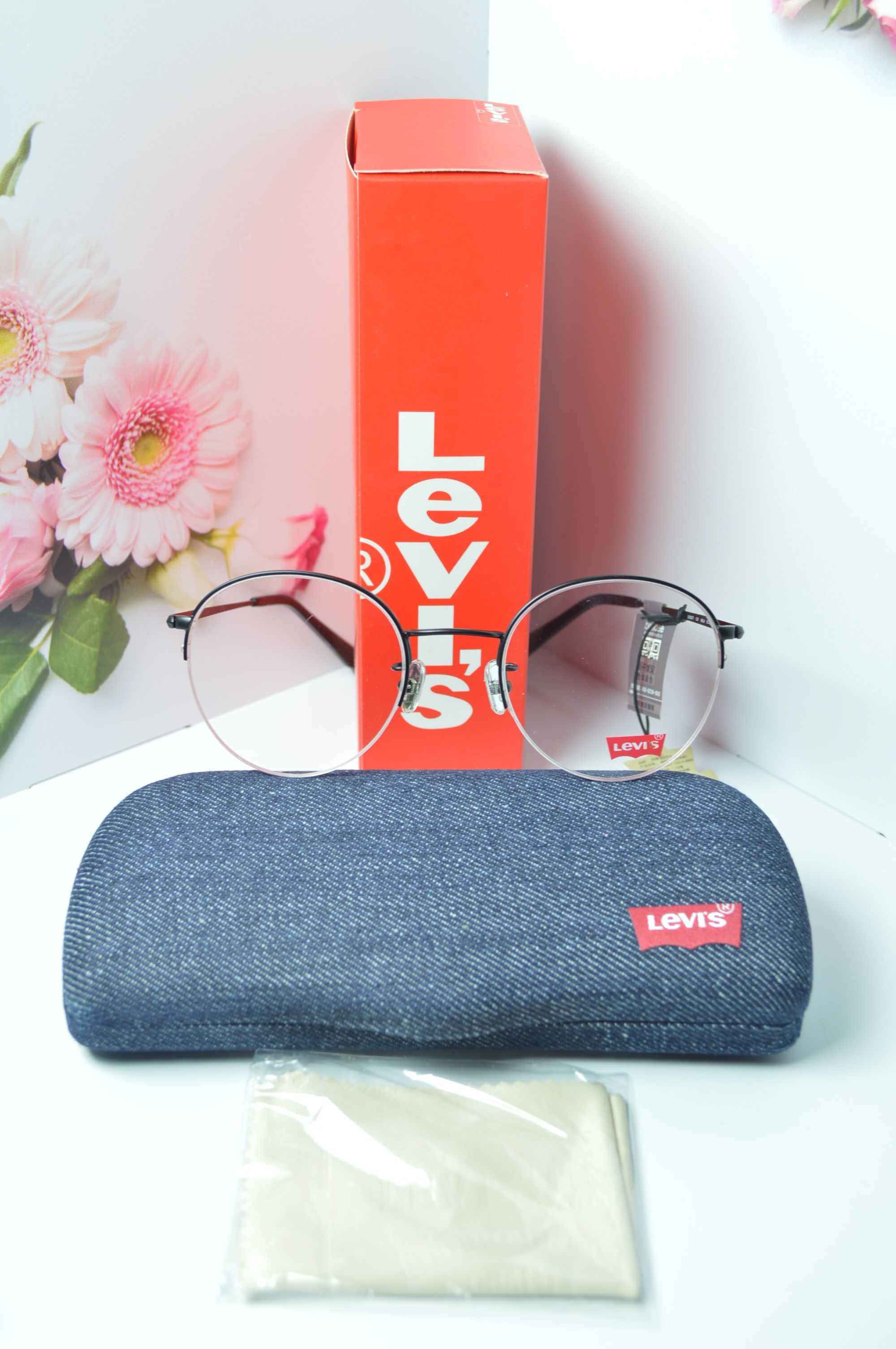 Оправа стильная, круглая, унисекс, Levi's модель LS 05271. Оправа полуободковая для него и для нее.