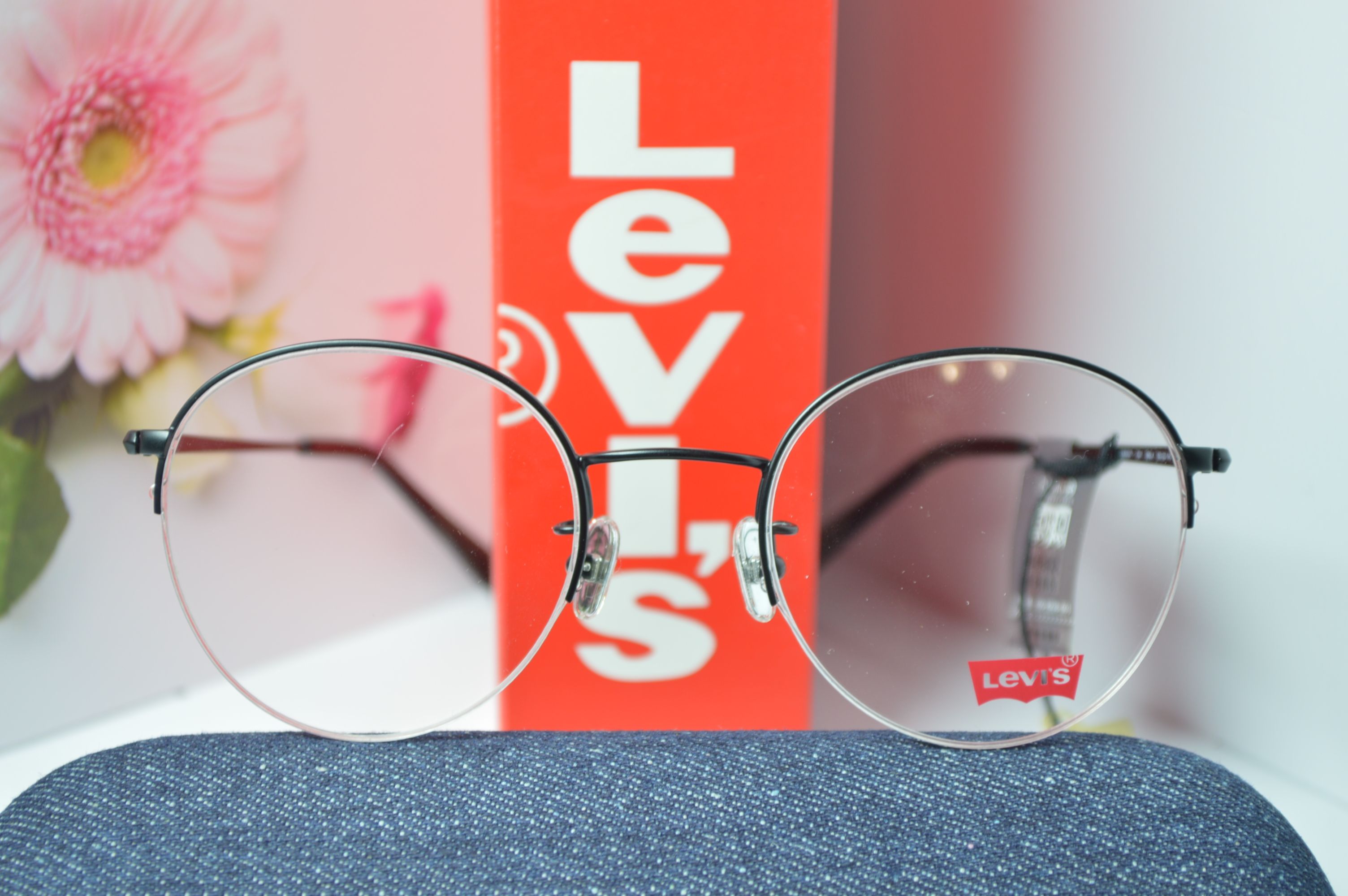 Оправа стильная, круглая, унисекс, Levi's модель LS 05271. Оправа полуободковая для него и для нее.