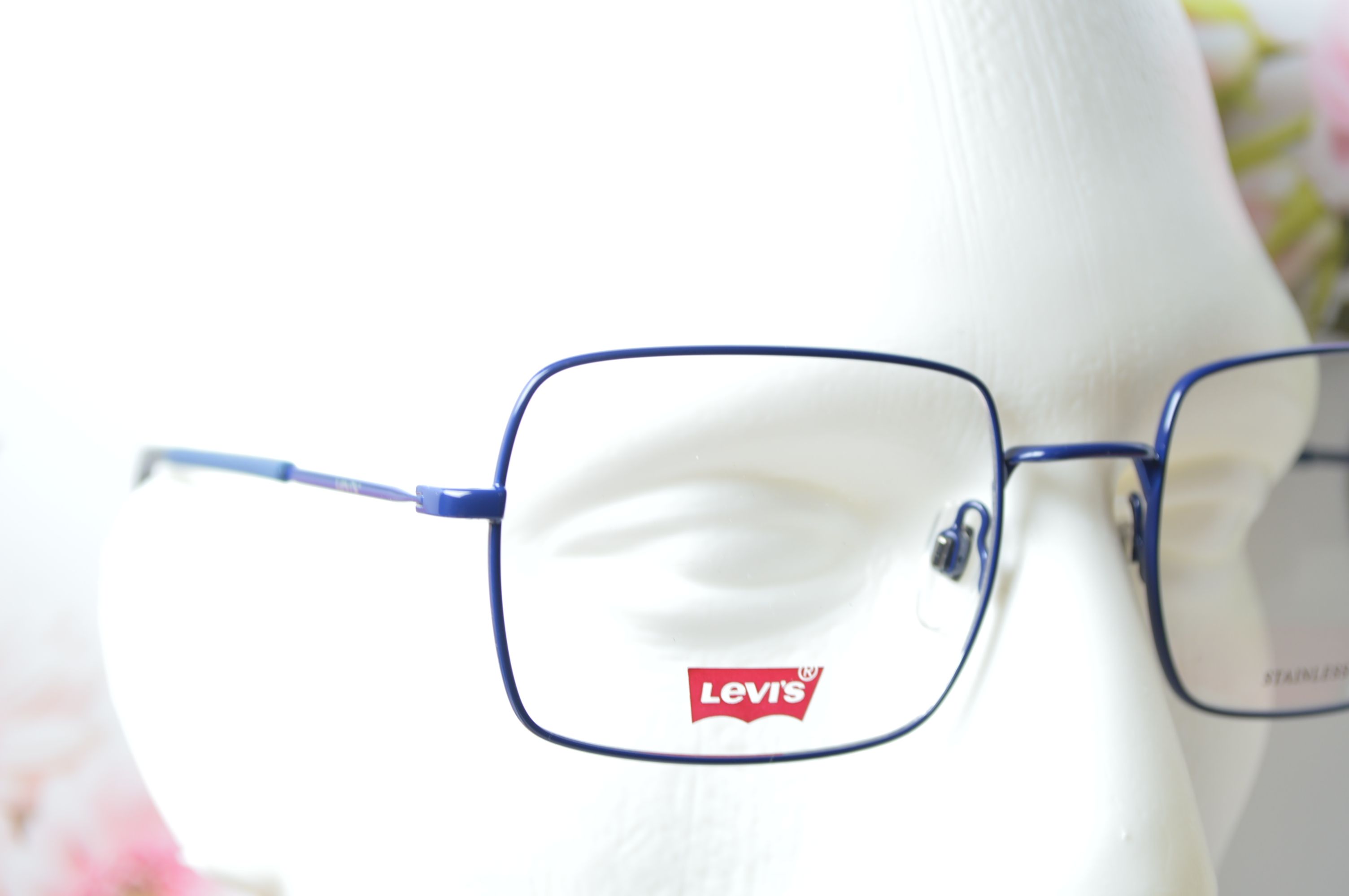 Оправа стильная женская Levi's модель LV 1044. Оправа только для нее.