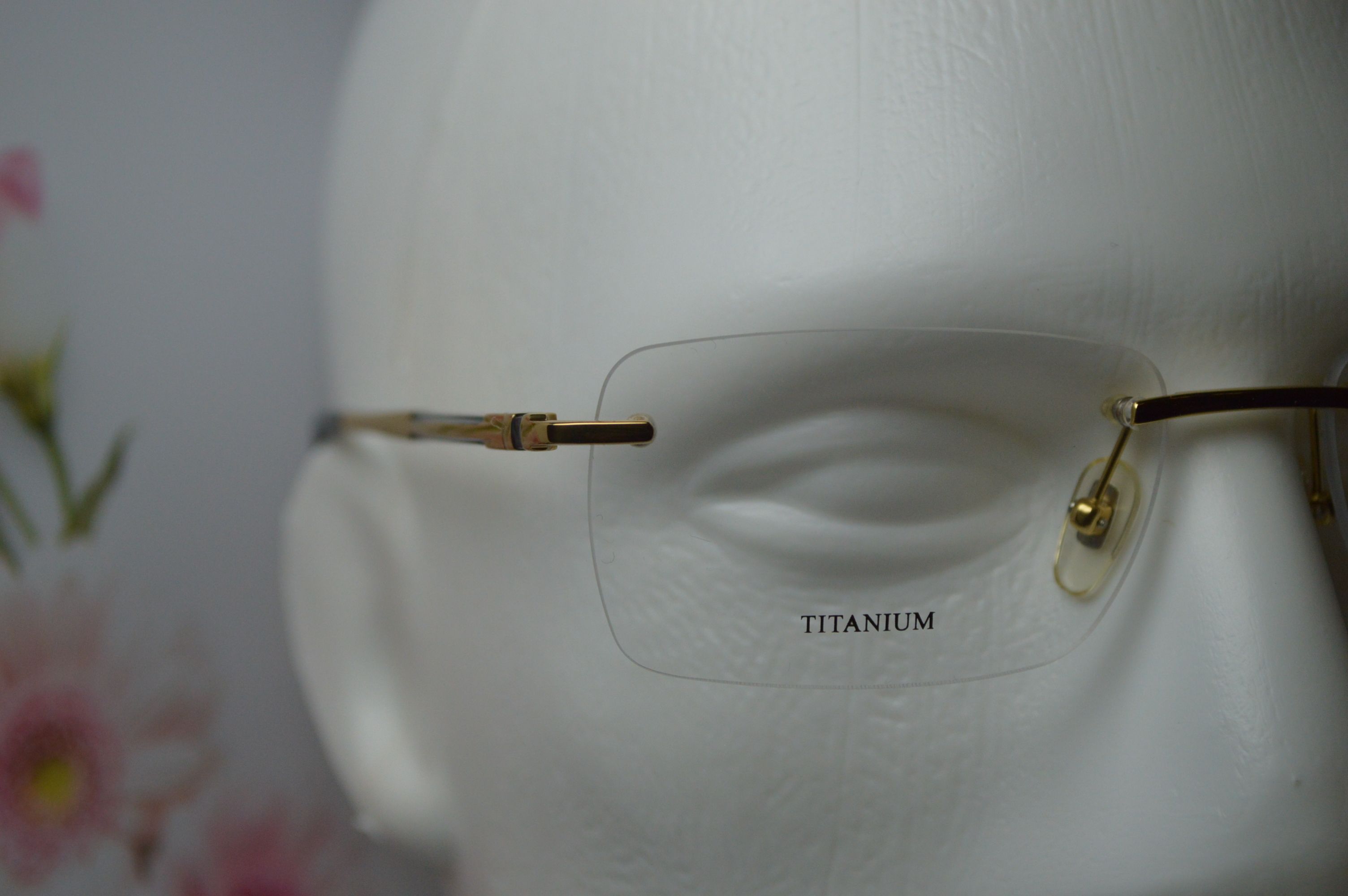 Оправа безободковая, классическая, титан. Стиль от Chopard. Модель VCH 886 300Х. Для него и для нее!