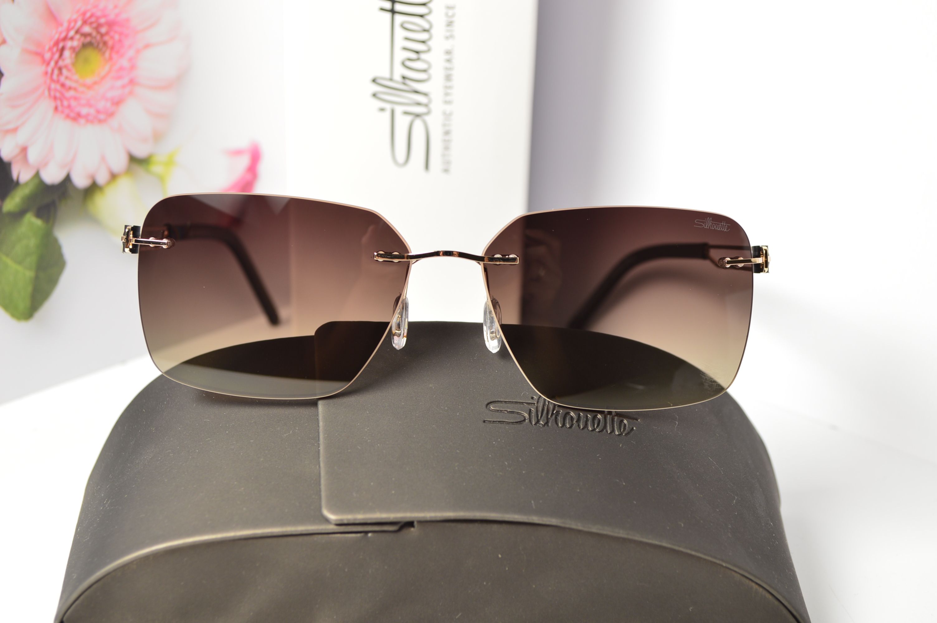 Очки солнцезащитные, титановые, Silhouette SL 66010, стильная модель для него, но можно и для нее!