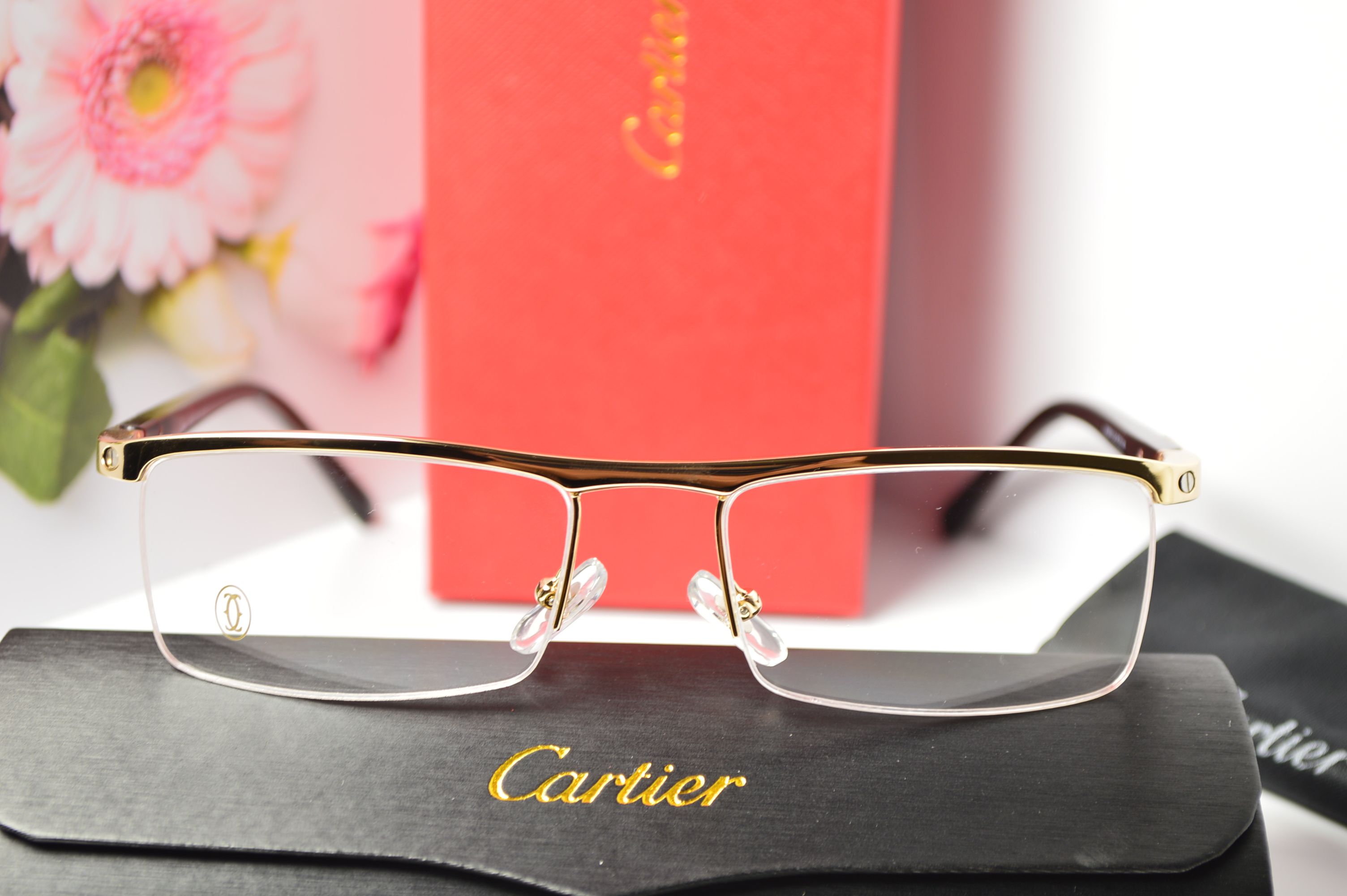 Оправа мужская, стиль от Cartier, модель 8100815 С4. Золотистая полуободковая оправа, коричневые дужки