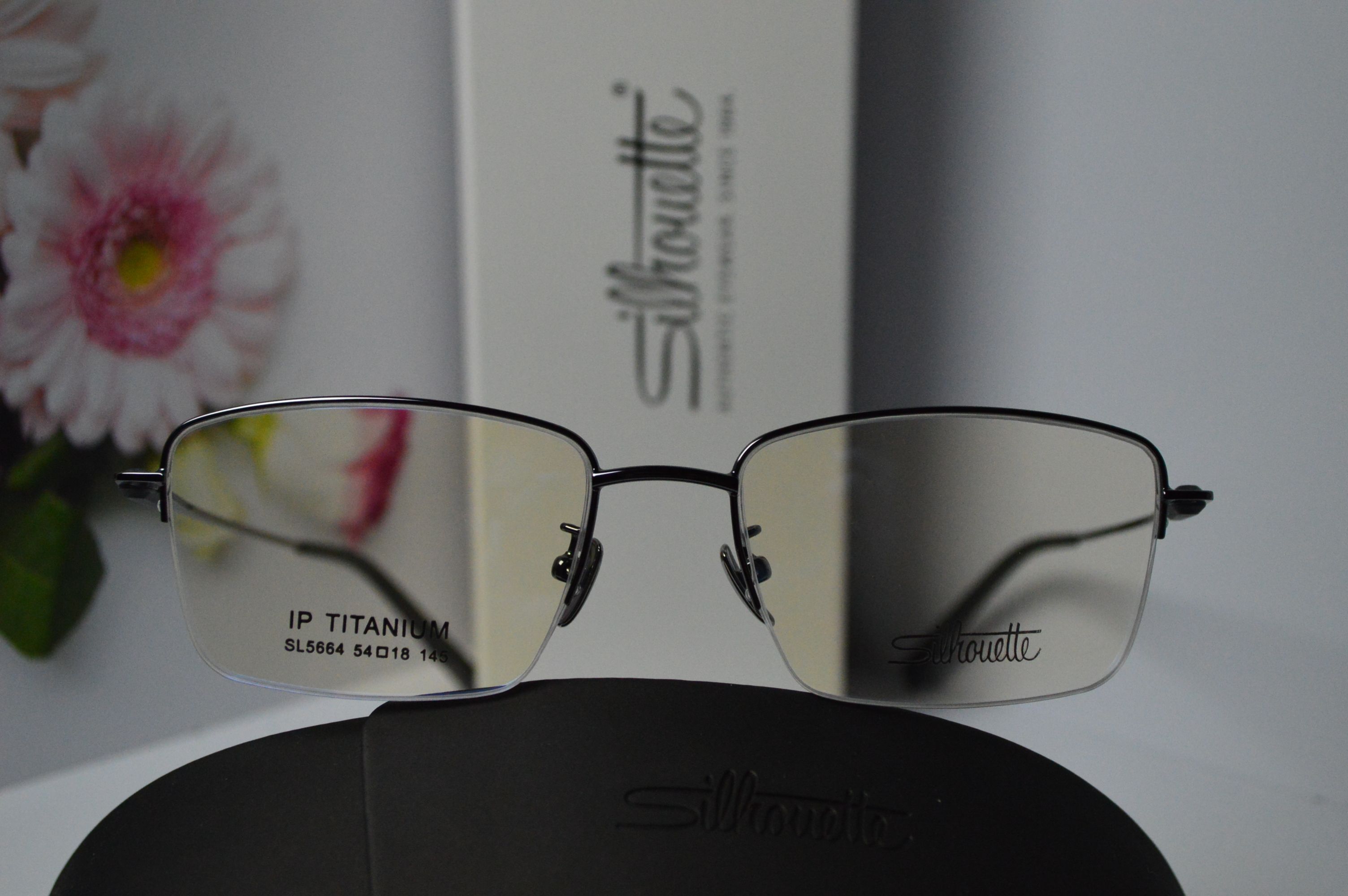 Оправа классическая, титан, полуободковая, Silhouette SL 5664. Стиль только для него!