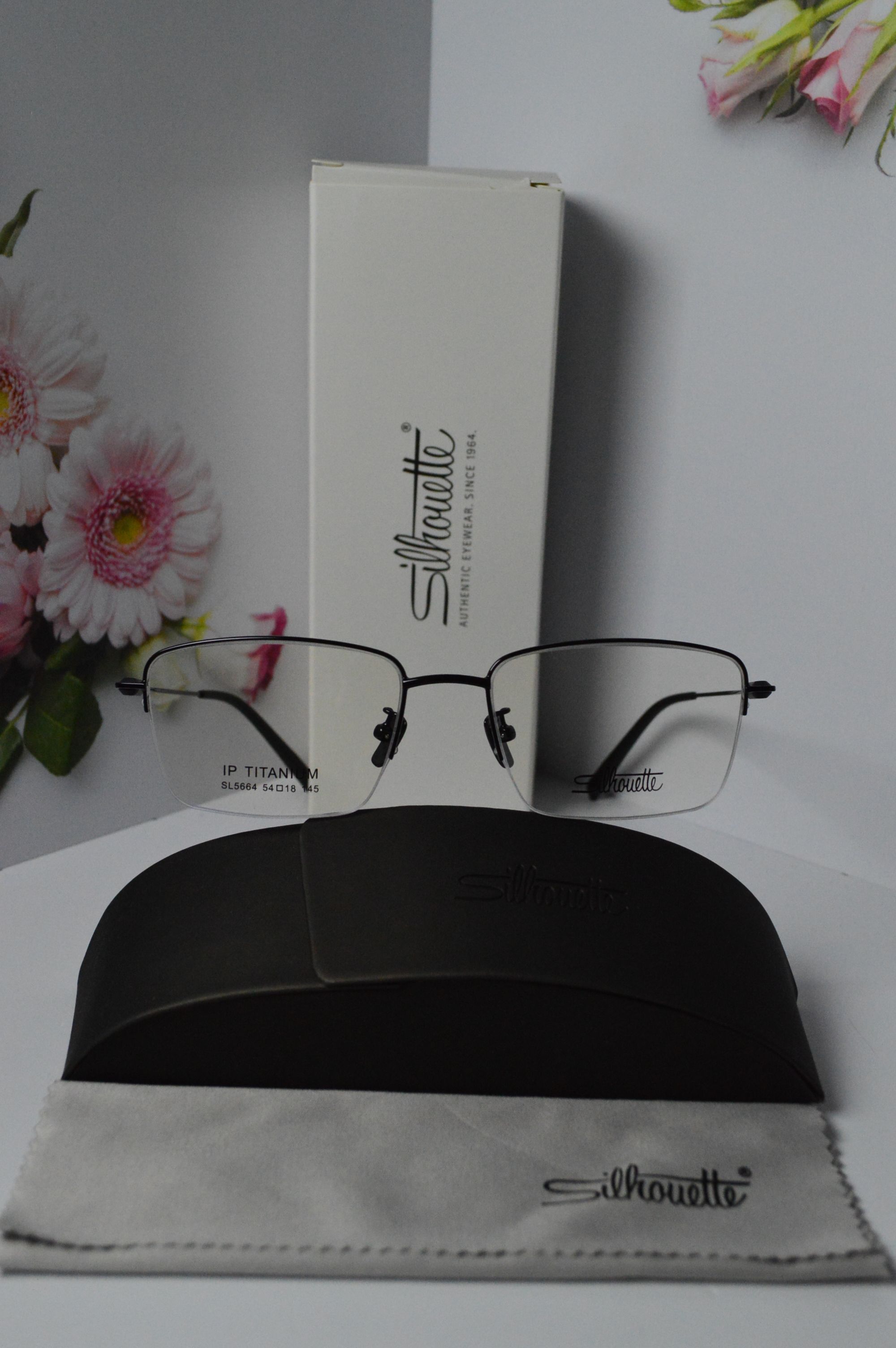 Оправа классическая, титан, полуободковая, Silhouette SL 5664. Стиль только для него!
