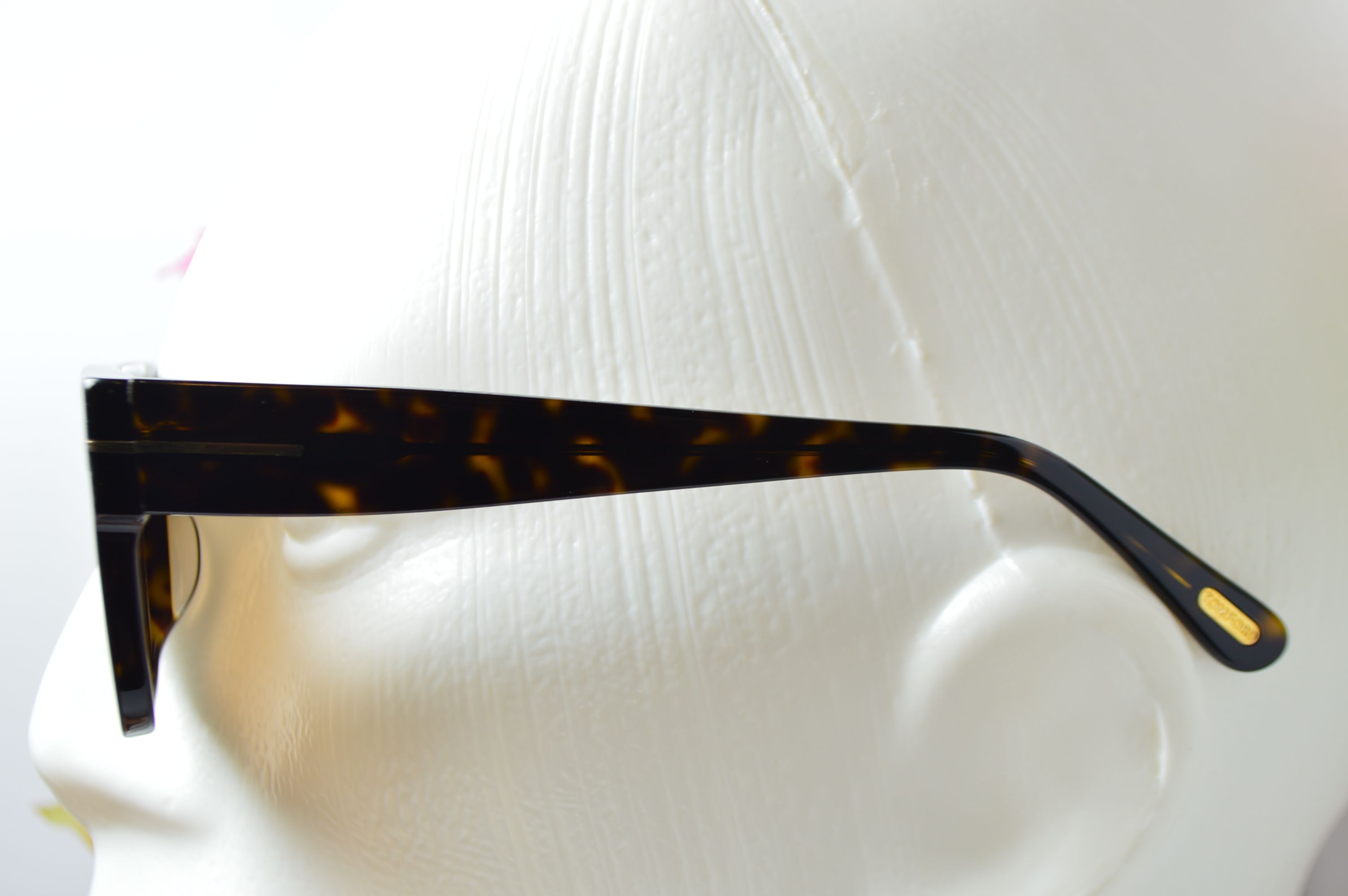 Очки солнцезащитные, ретро стиль от TOM FORD, модель Dunning-02 TF 907 052 . Брутальный стиль для каждого!