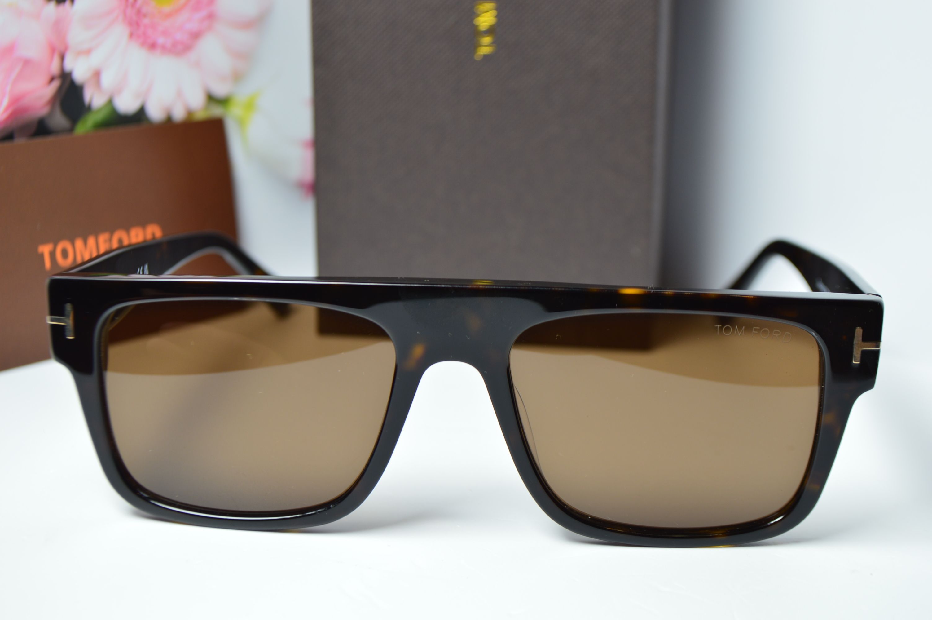 Очки солнцезащитные, ретро стиль от TOM FORD, модель Dunning-02 TF 907 052 . Брутальный стиль для каждого!