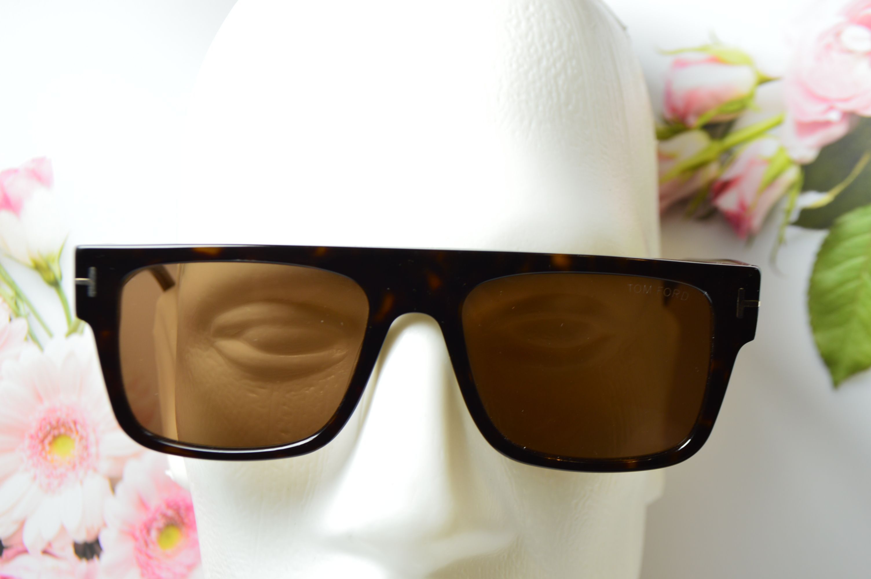Очки солнцезащитные, ретро стиль от TOM FORD, модель Dunning-02 TF 907 052 . Брутальный стиль для каждого!