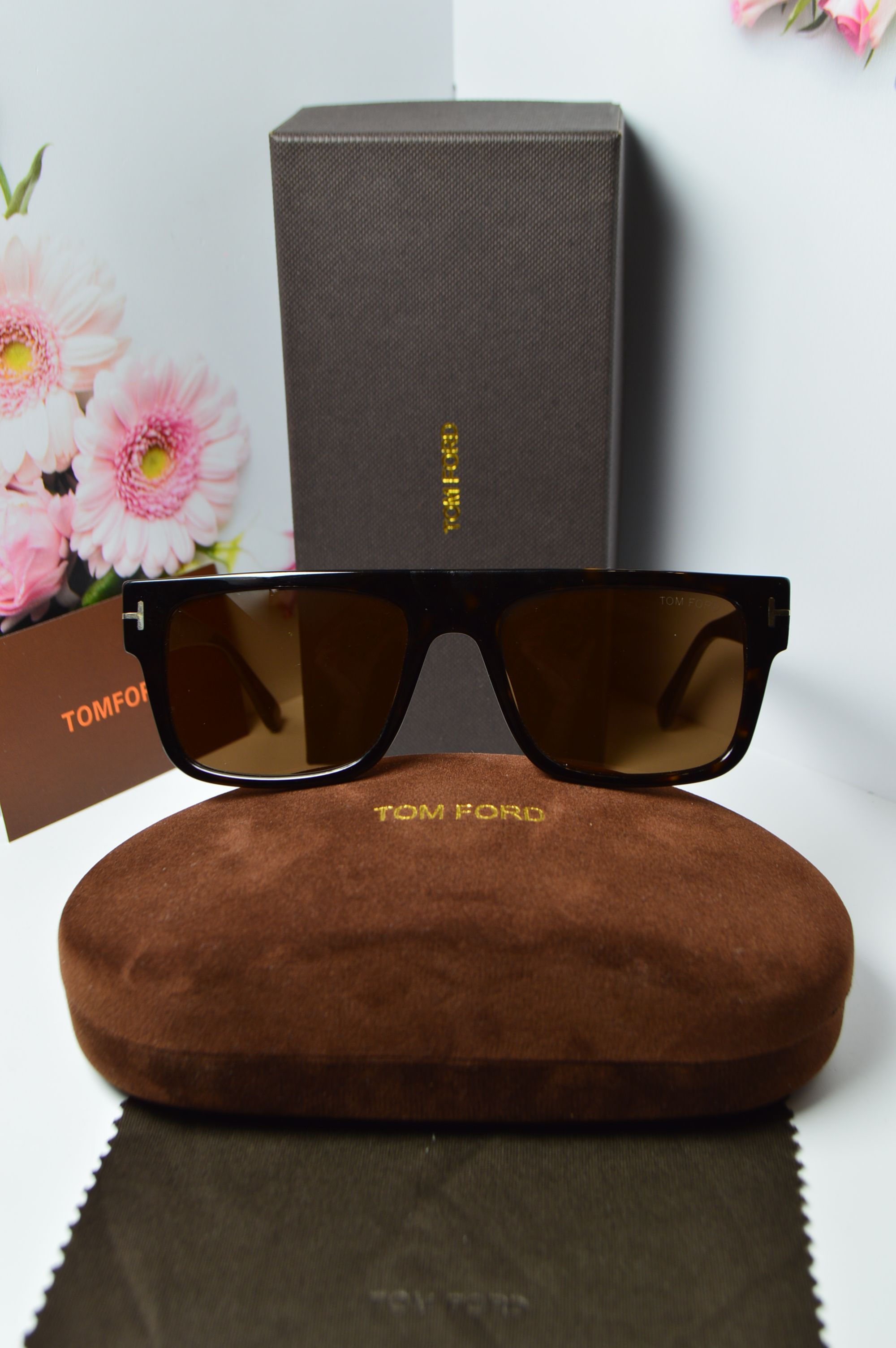 Очки солнцезащитные, ретро стиль от TOM FORD, модель Dunning-02 TF 907 052 . Брутальный стиль для каждого!