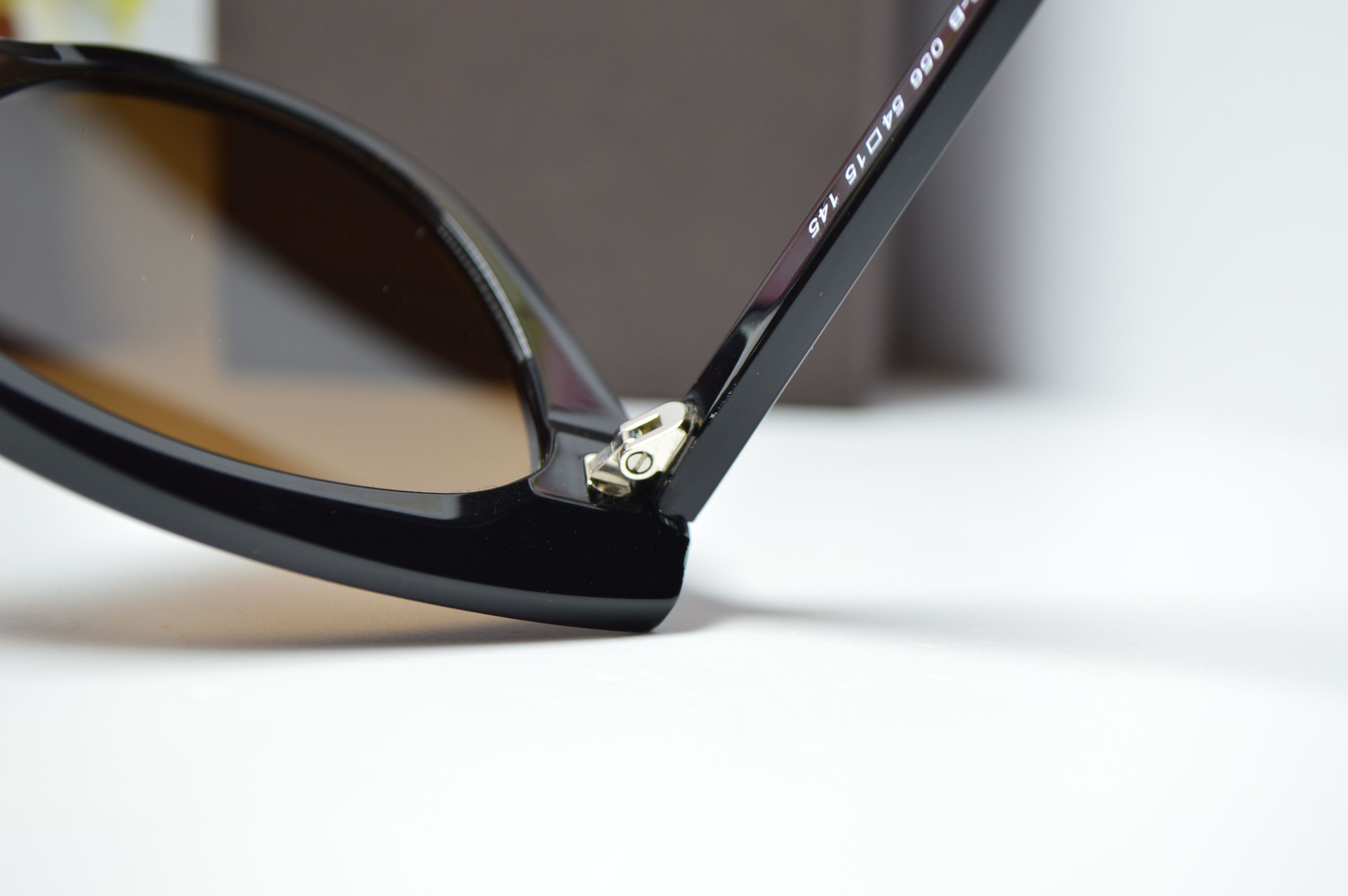 Очки солнцезащитные, ретро стиль от TOM FORD, модель FT 5673-B 056 . Стиль для нее!