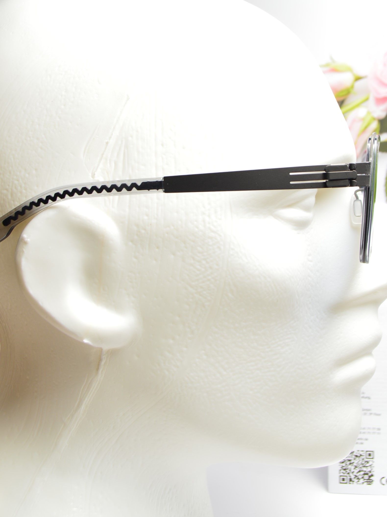 Очки солнцезащитные, стиль от Ic! Berlin модель Nio. Стиль на лето для нее!