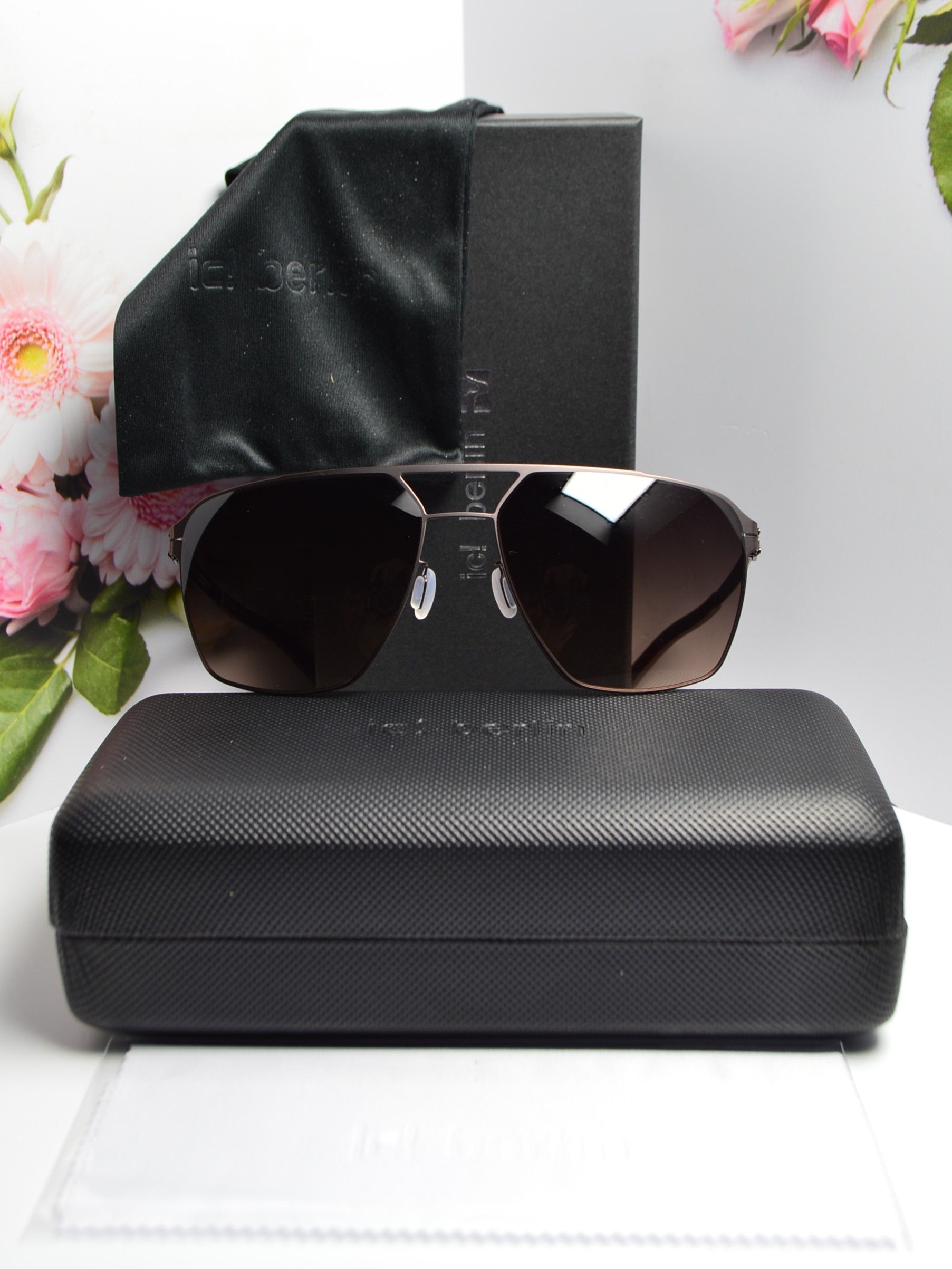 Очки солнцезащитные, титановые, авиатор, градиент линза Ic! Berlin Dystopia graphite